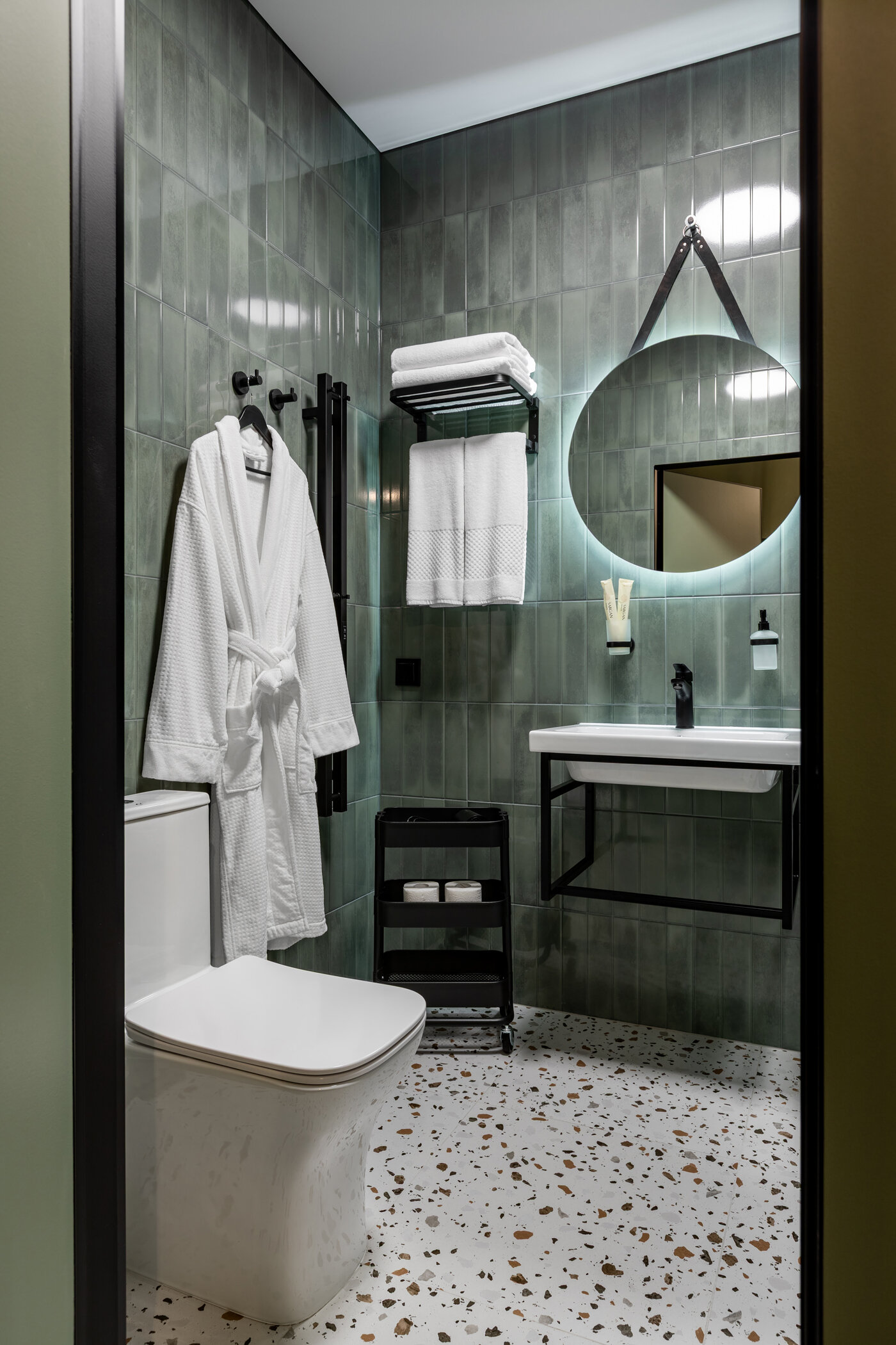 Cемейный номер с собственной ванной комнатой