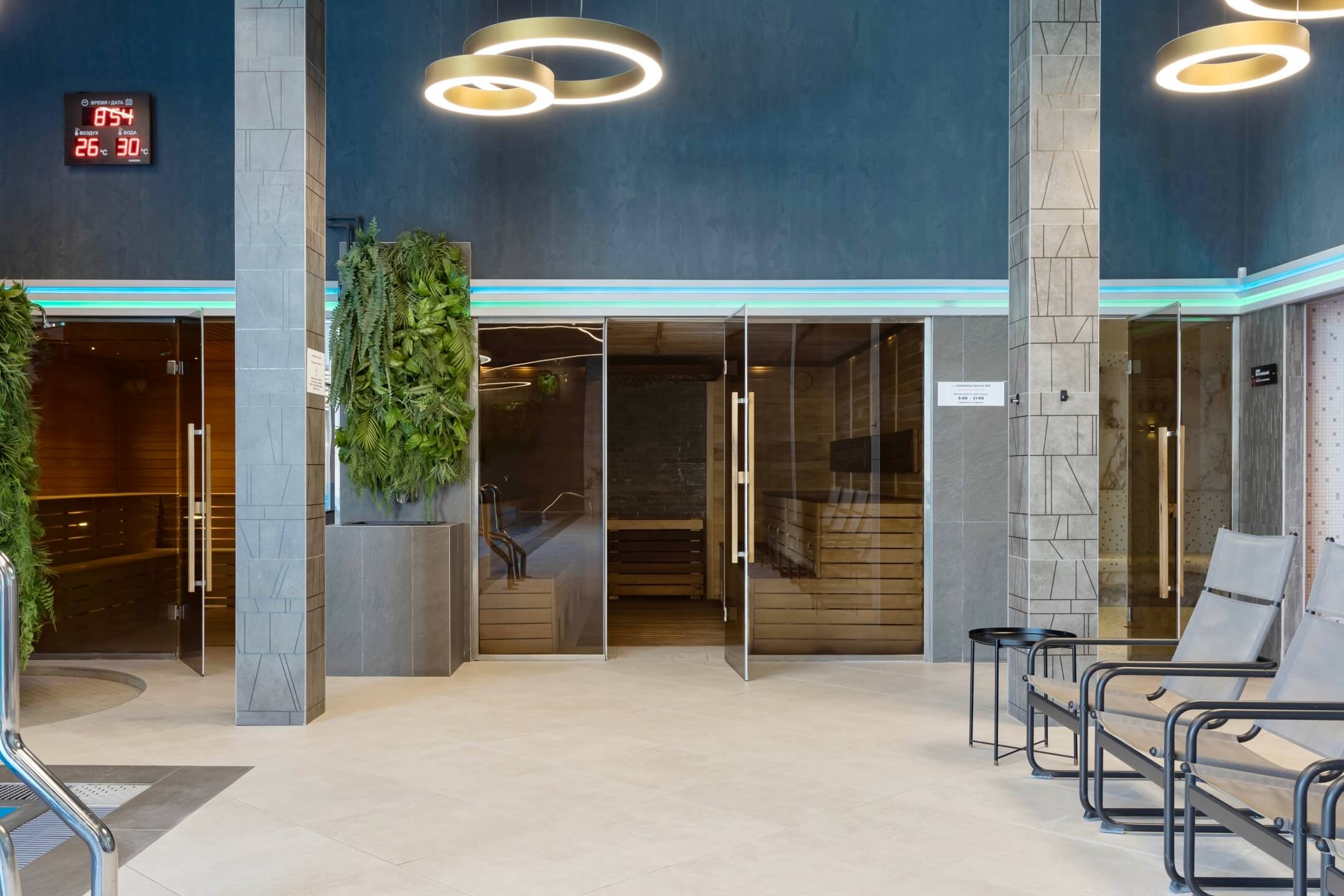 Улучшенный номер с кроватью размера «queen-size»