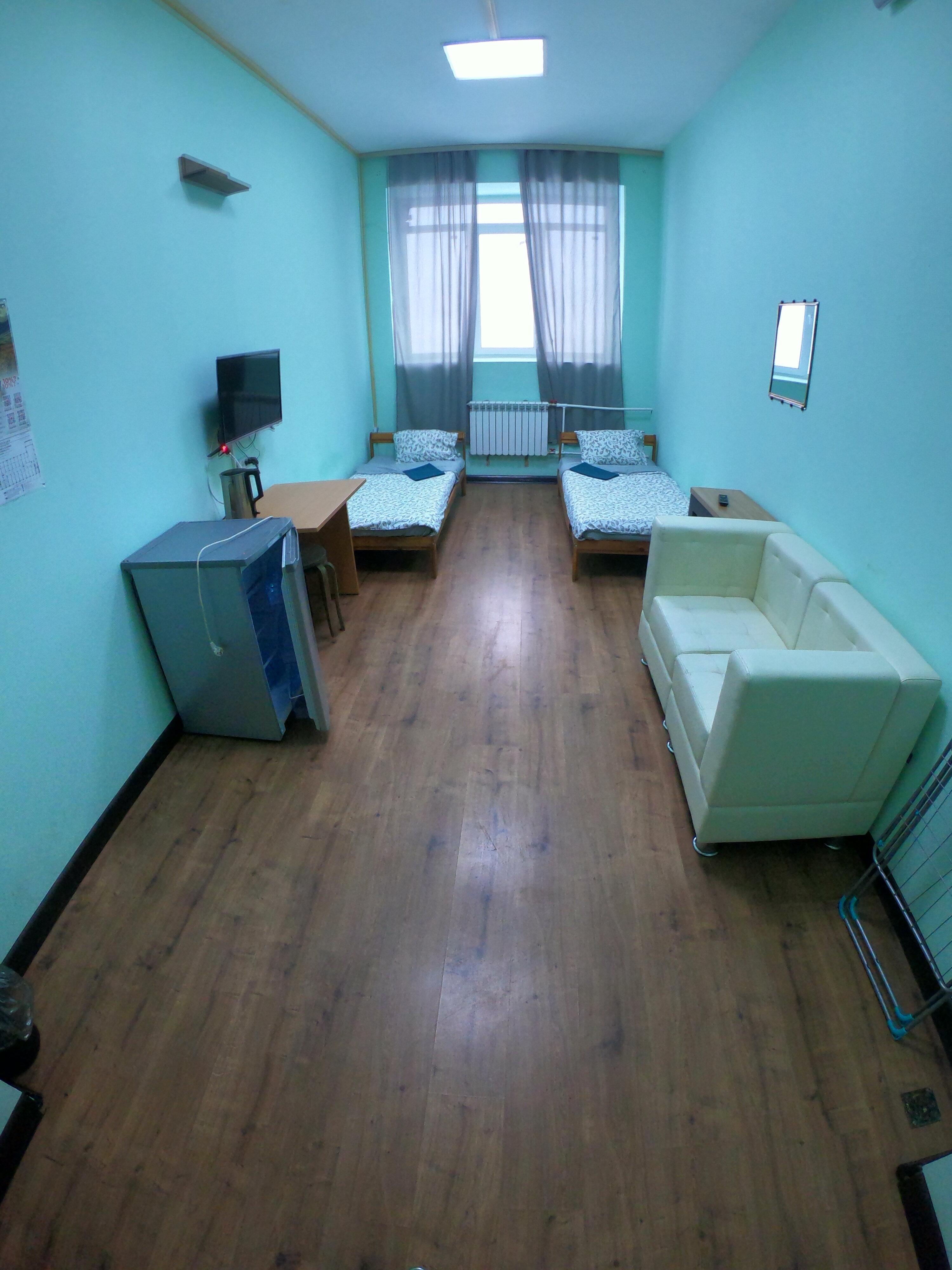 Двухместный номер с 2 отдельными кроватями и окном