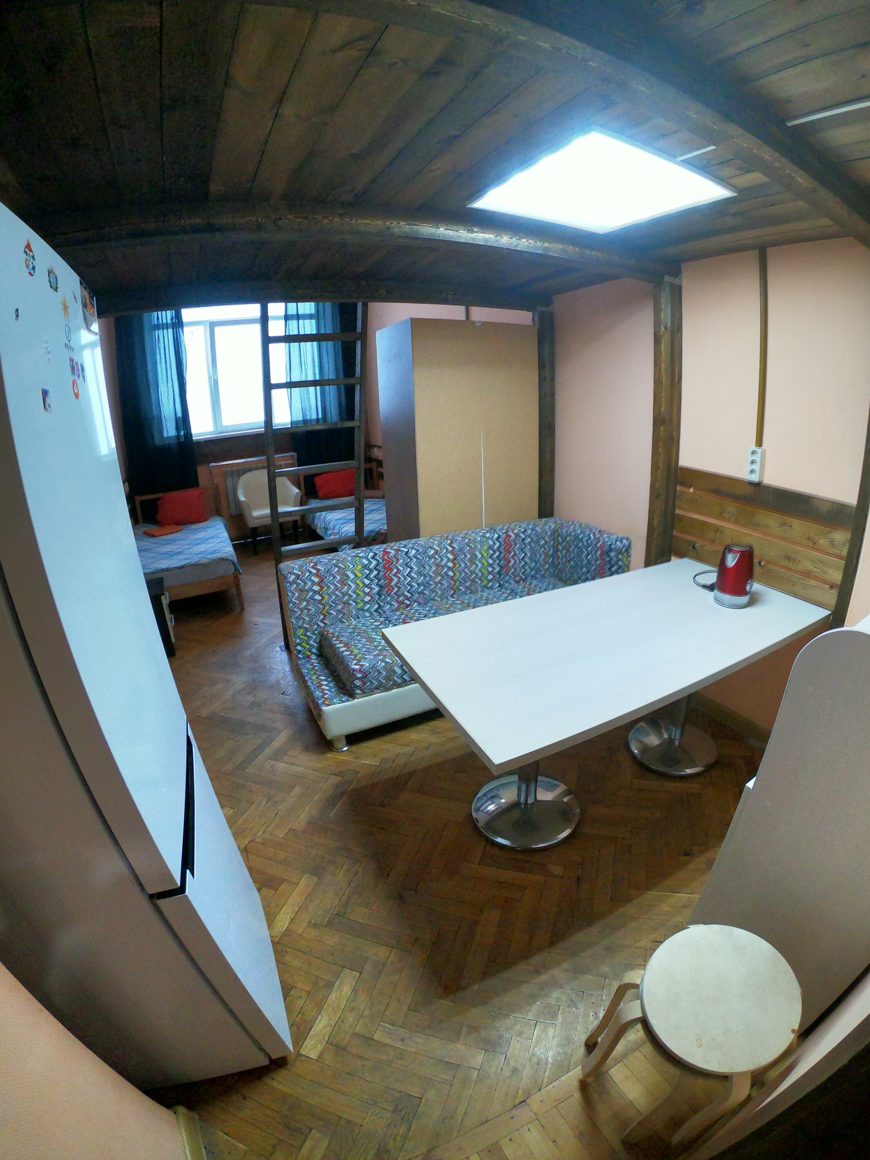 Двухуровневый четырехместный номер