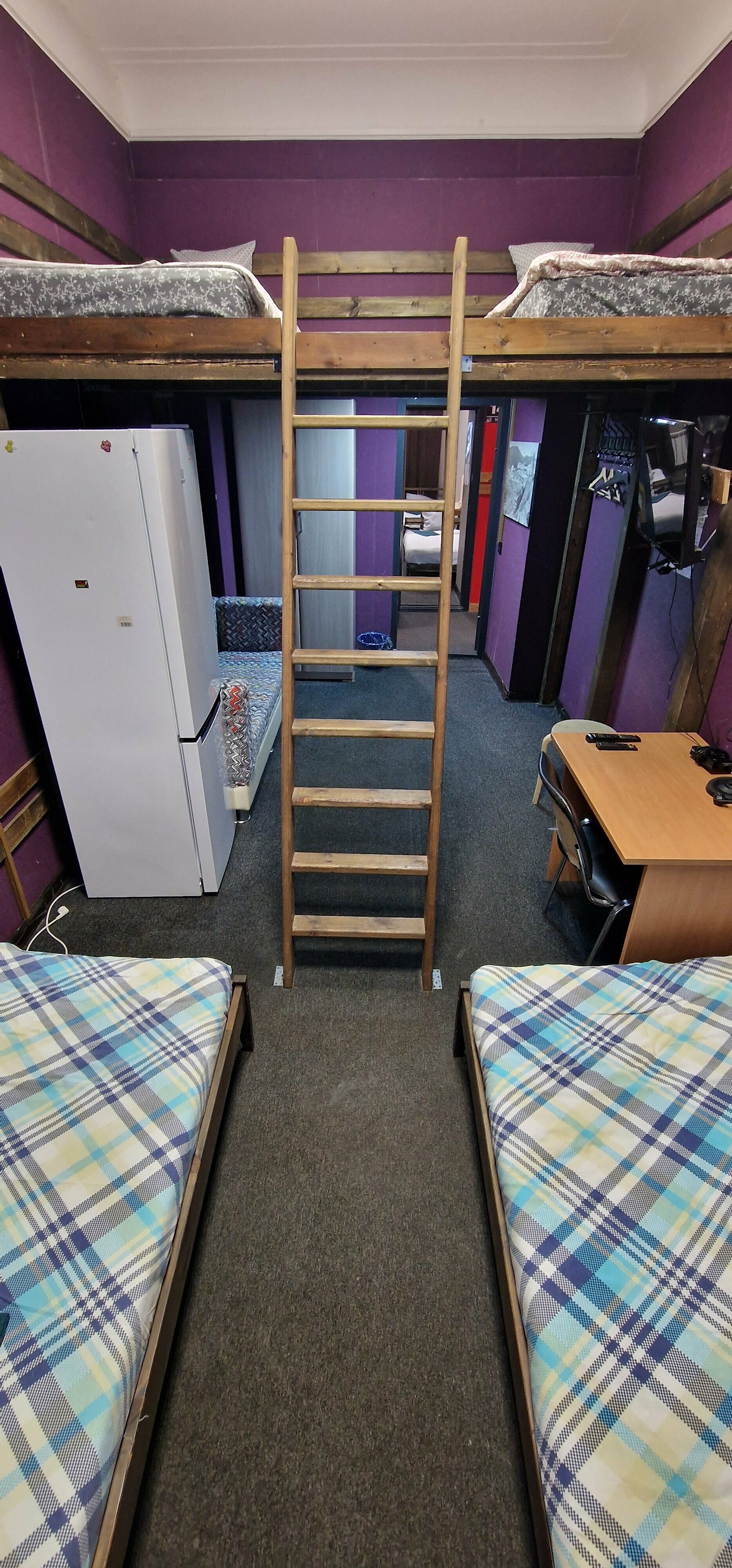 Двухуровневый четырехместный номер