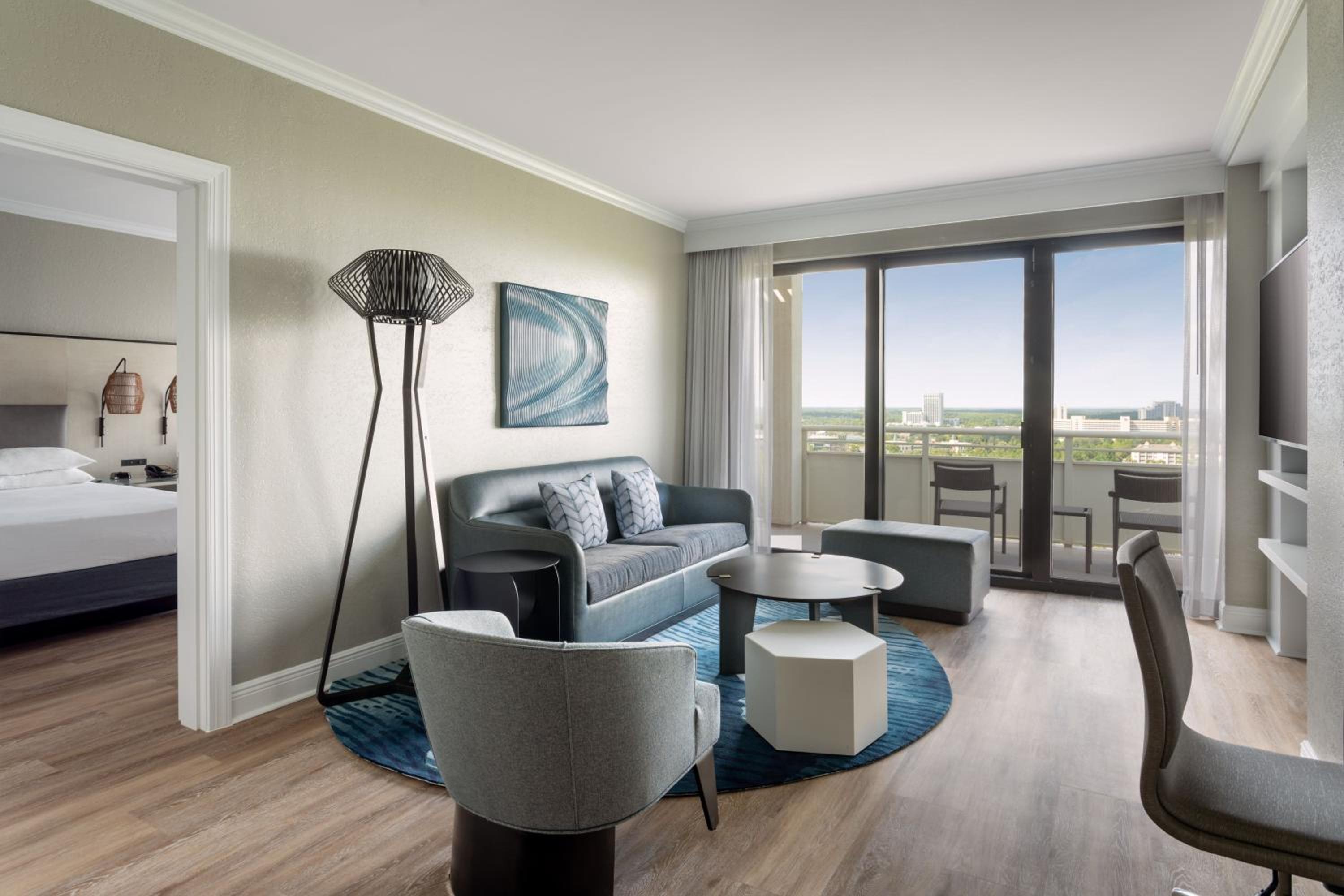 Fairway, Suite, 1 King, Sofa bed, Golf view