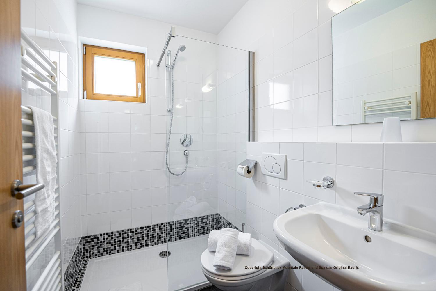 Three-Bedroom Apartmen with Sofa Bed