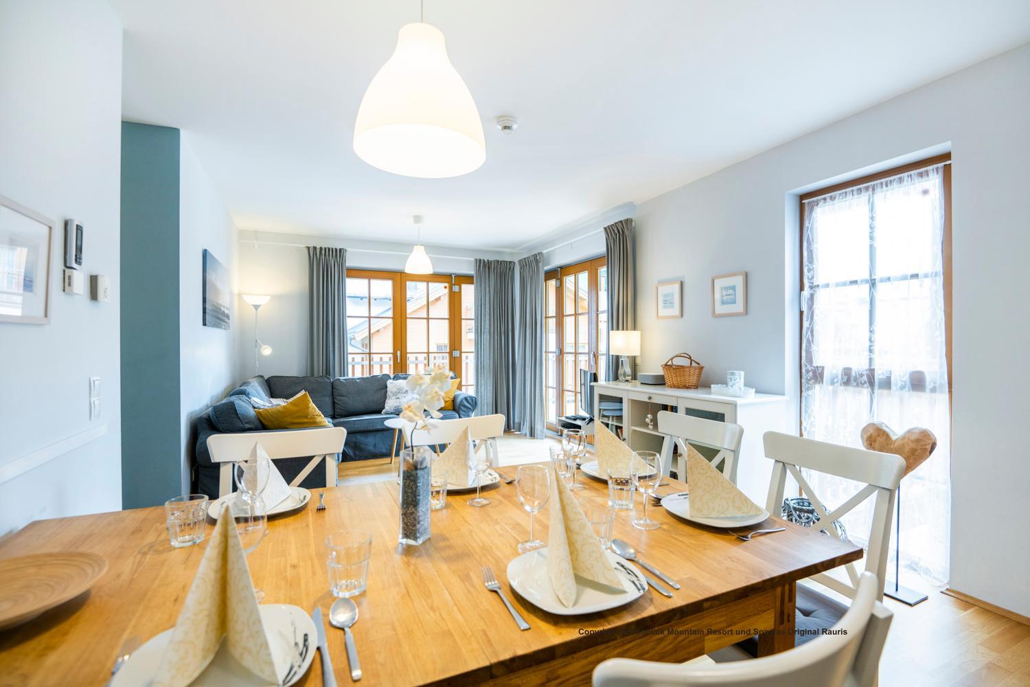 Three-Bedroom Apartmen with Sofa Bed