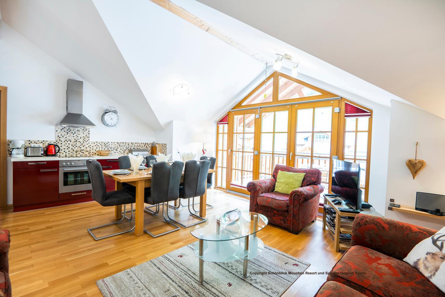 Three-Bedroom Apartmen with Sofa Bed