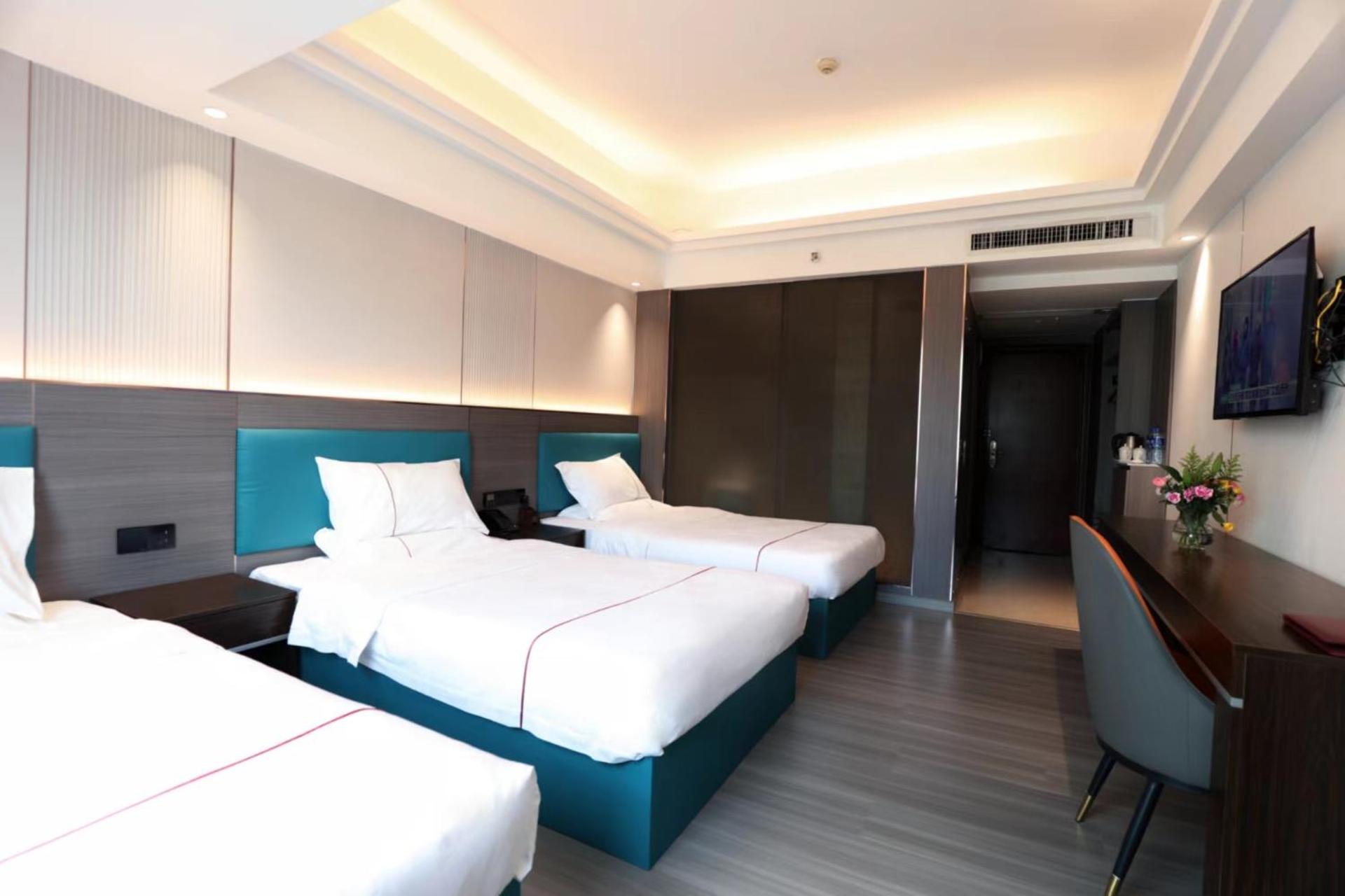 Deluxe Triple Room