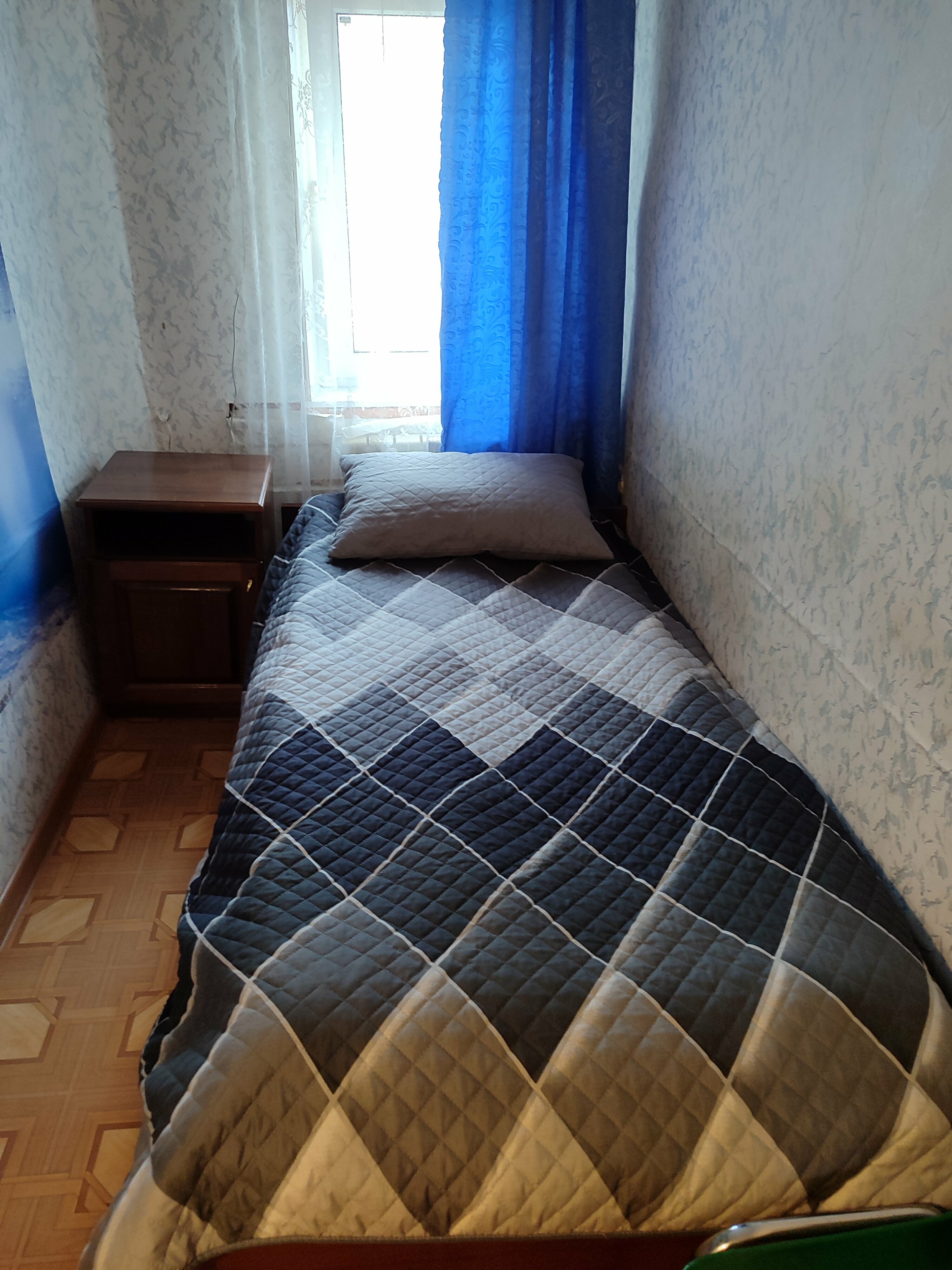 Cемейный номер с собственной ванной комнатой