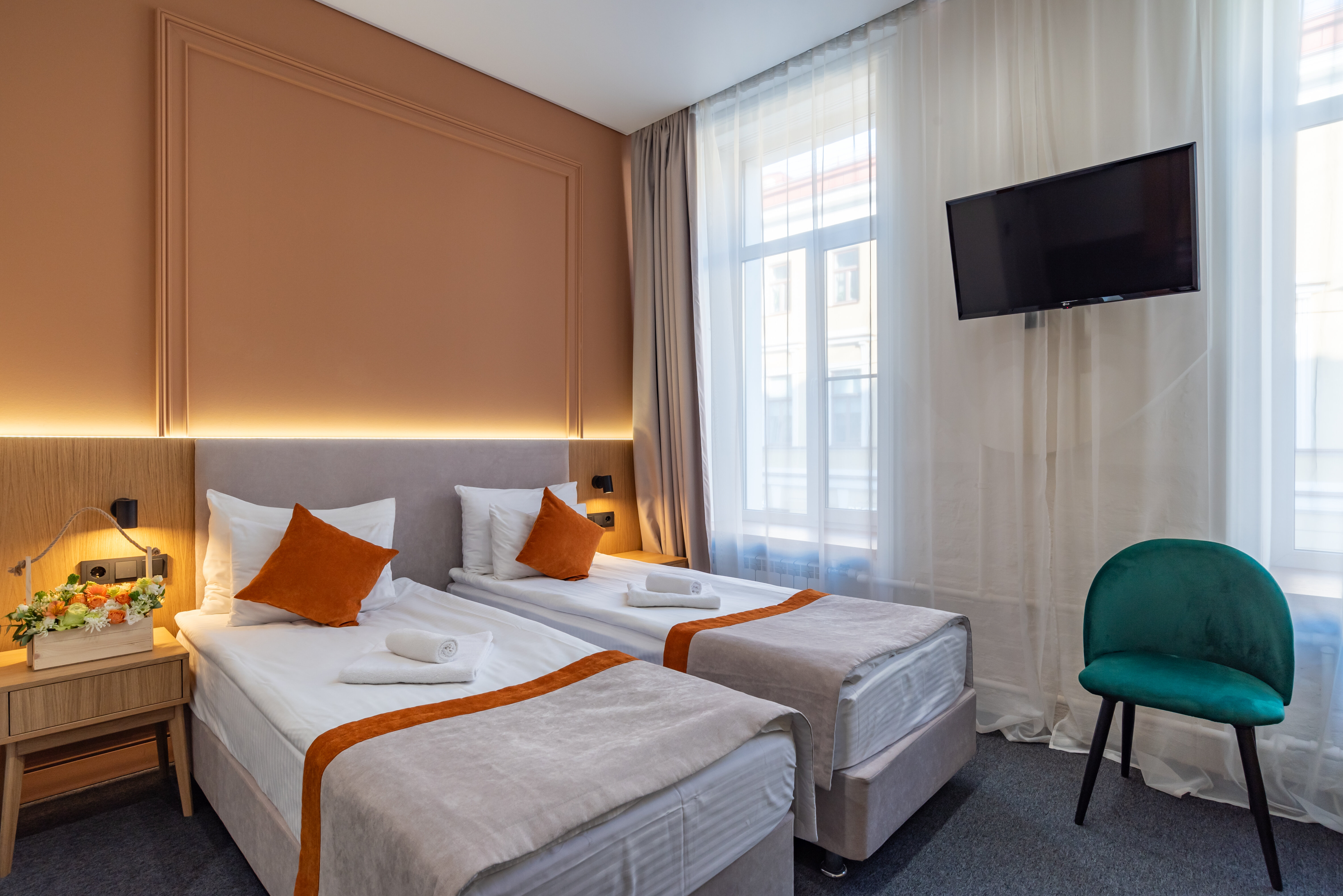 Комната Семейная с диваном