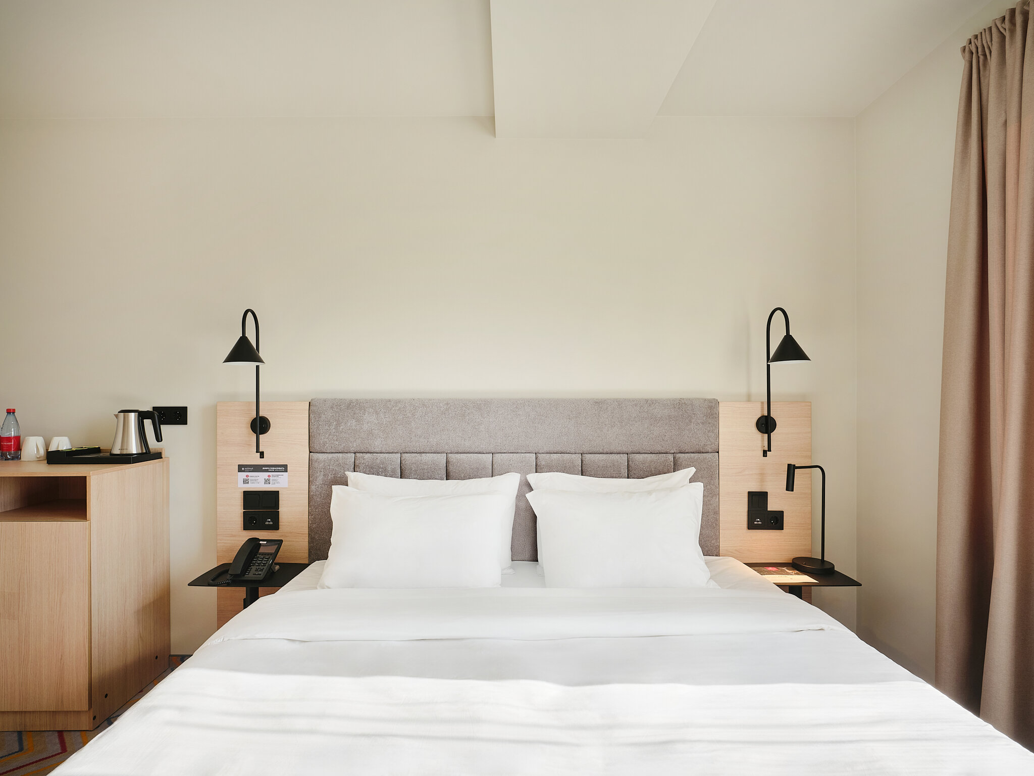 Номер для маломобильных граждан