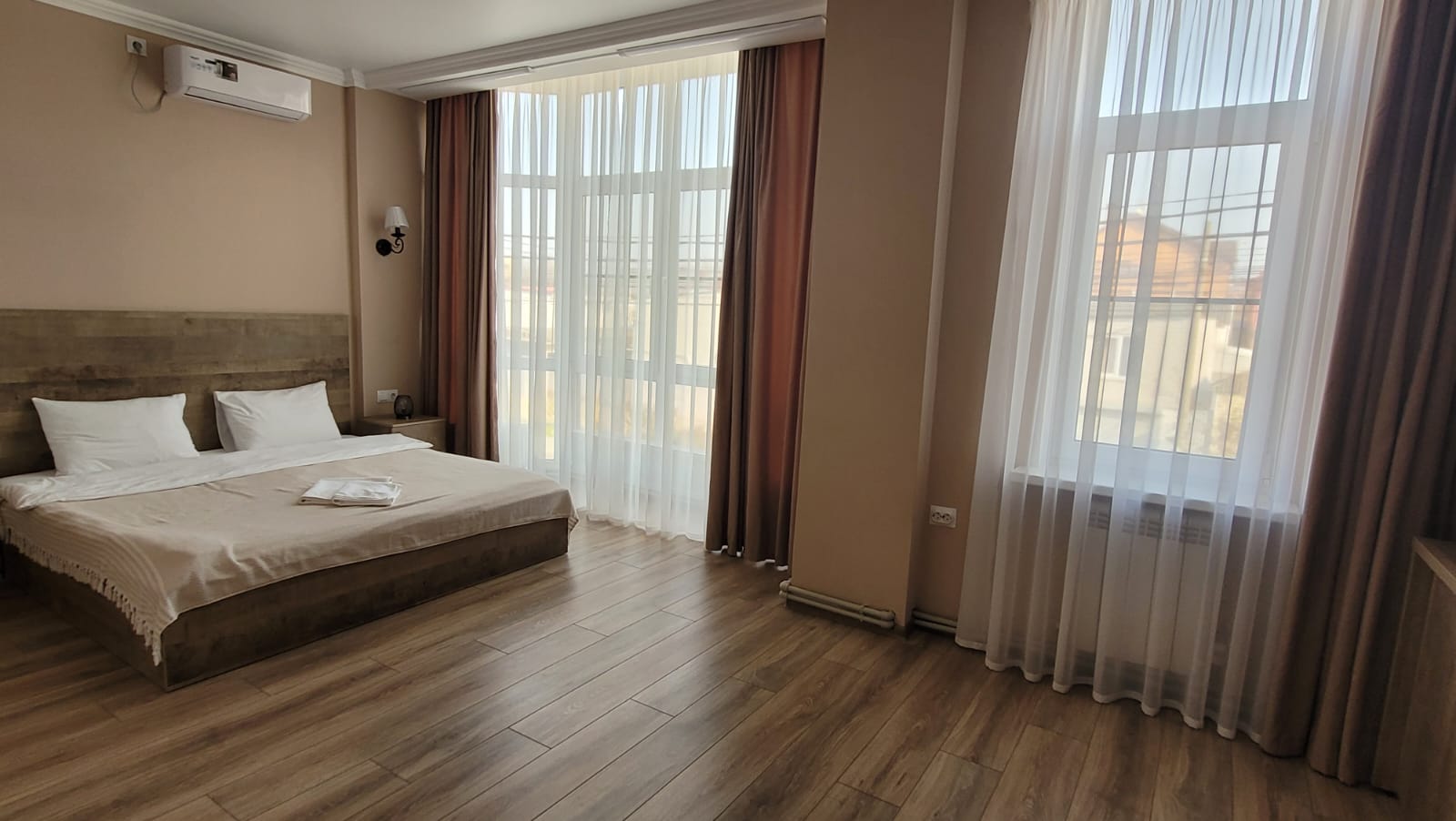 Большой двухместный номер с 1 кроватью