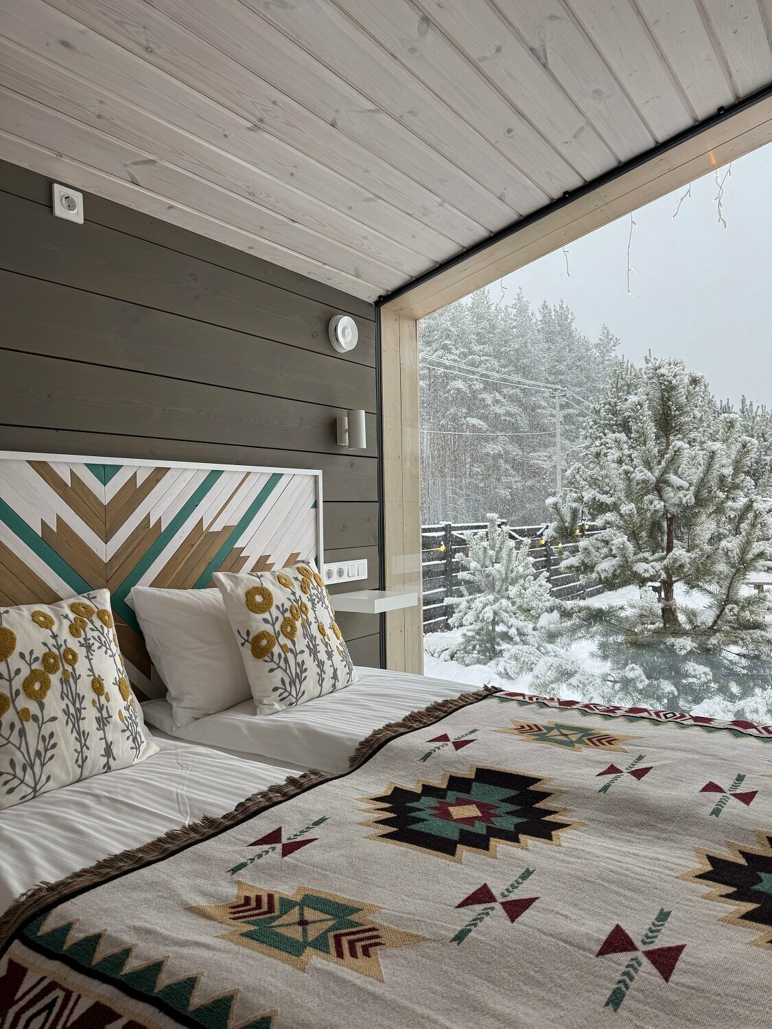 Коттедж с видом на лес