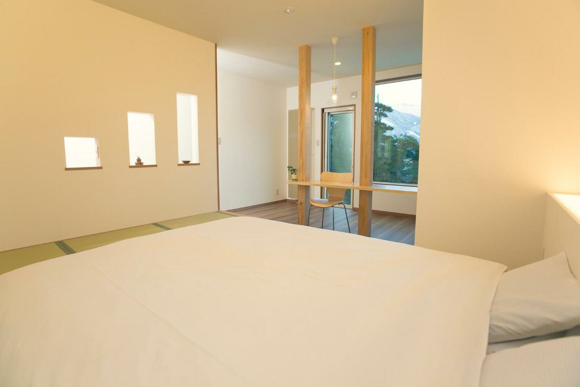 Japanese-Style Room with Shared Bathroom - Kanzakura