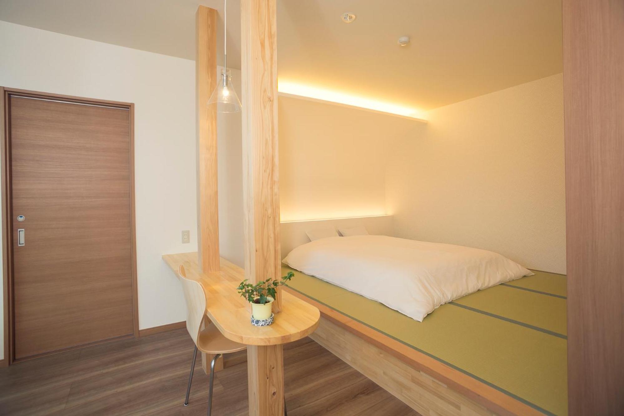 Japanese-Style Room with Shared Bathroom - Kanzakura