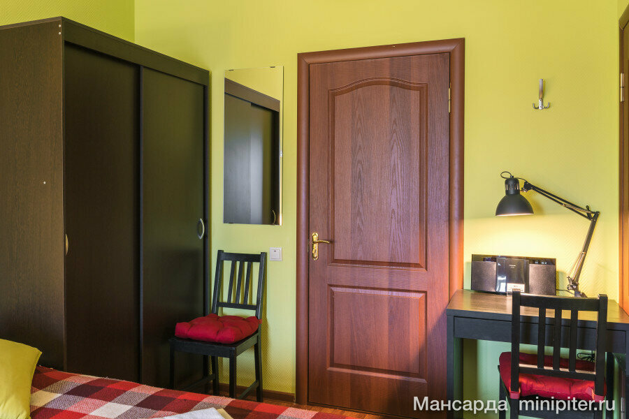 Семейный номер с общей ванной комнатой