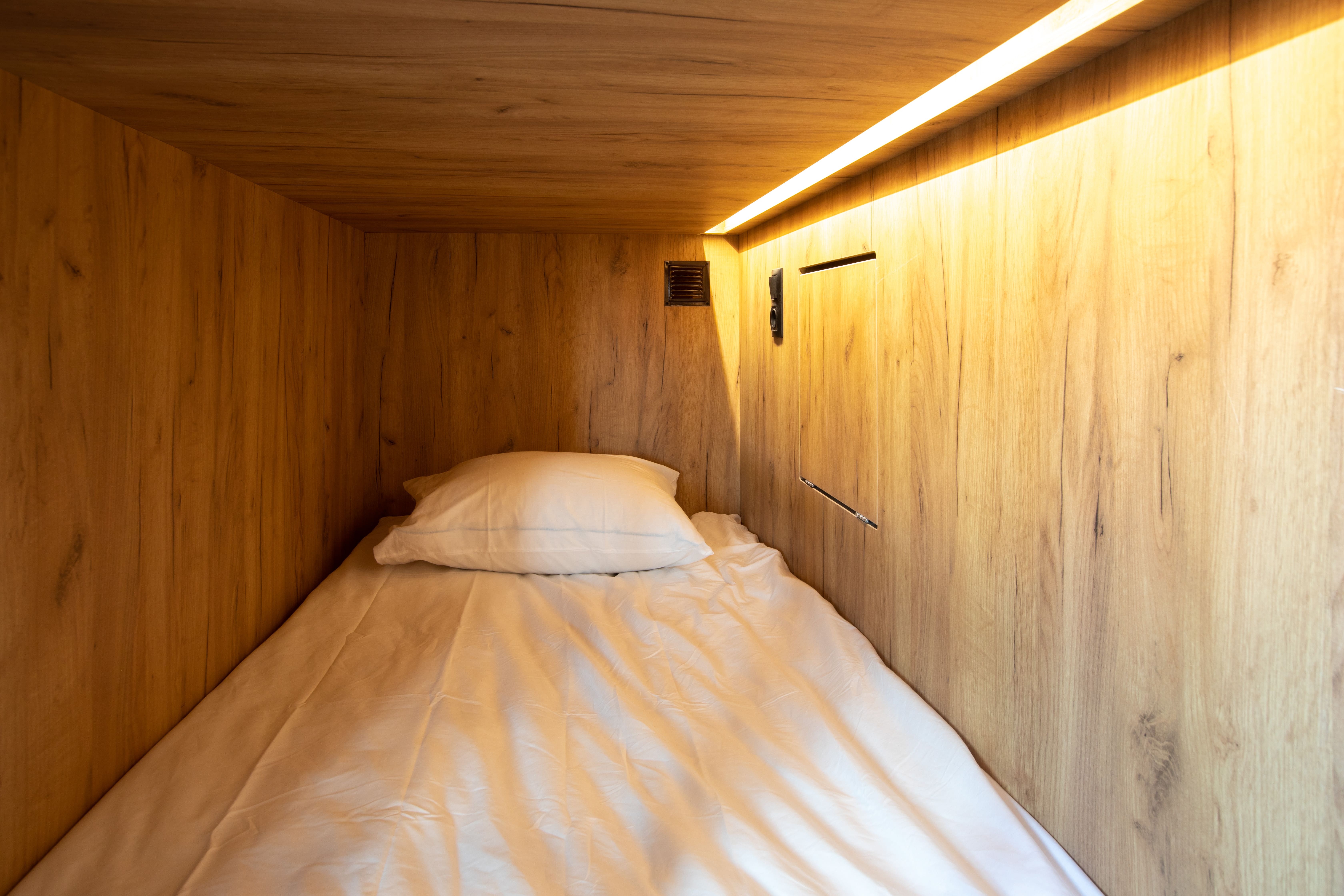 Общий номер для мужчин и женщин