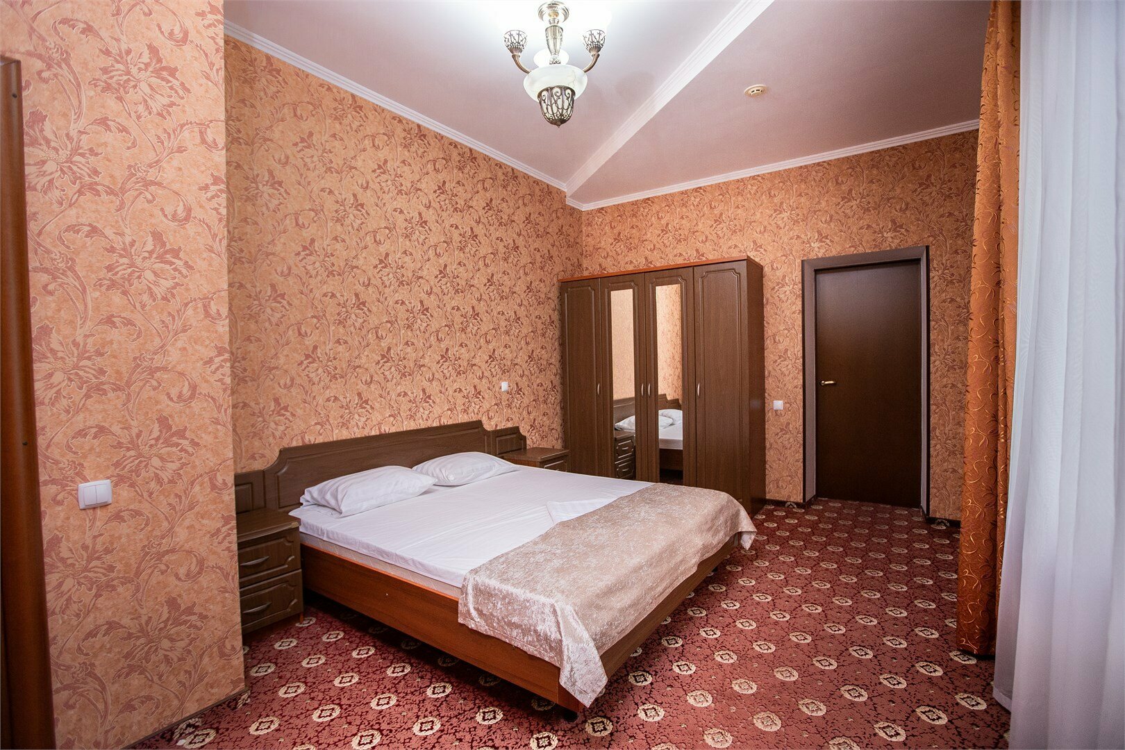 Олимп (Апартаменты с балконом)