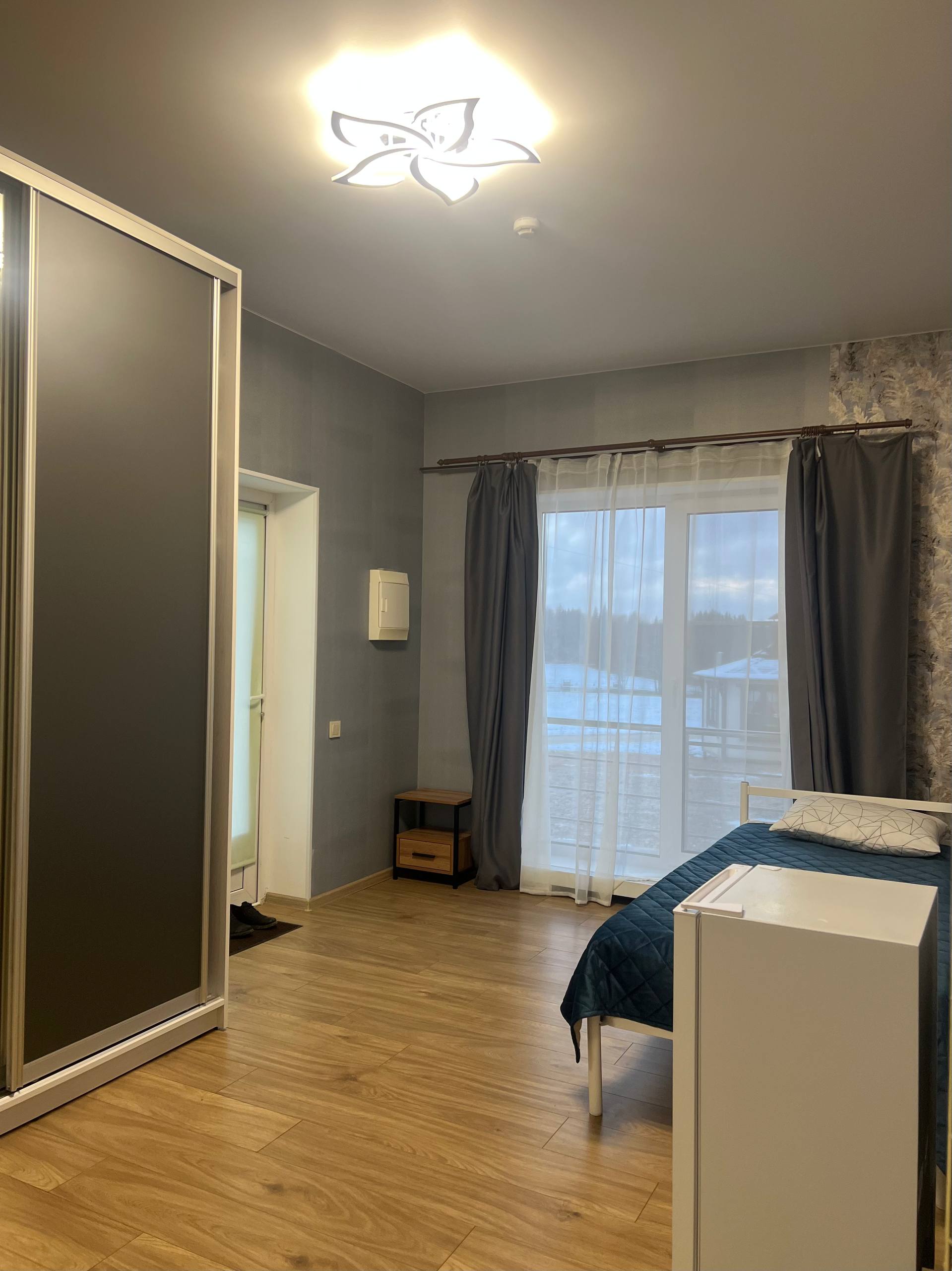 Номер-студия с видом на сад