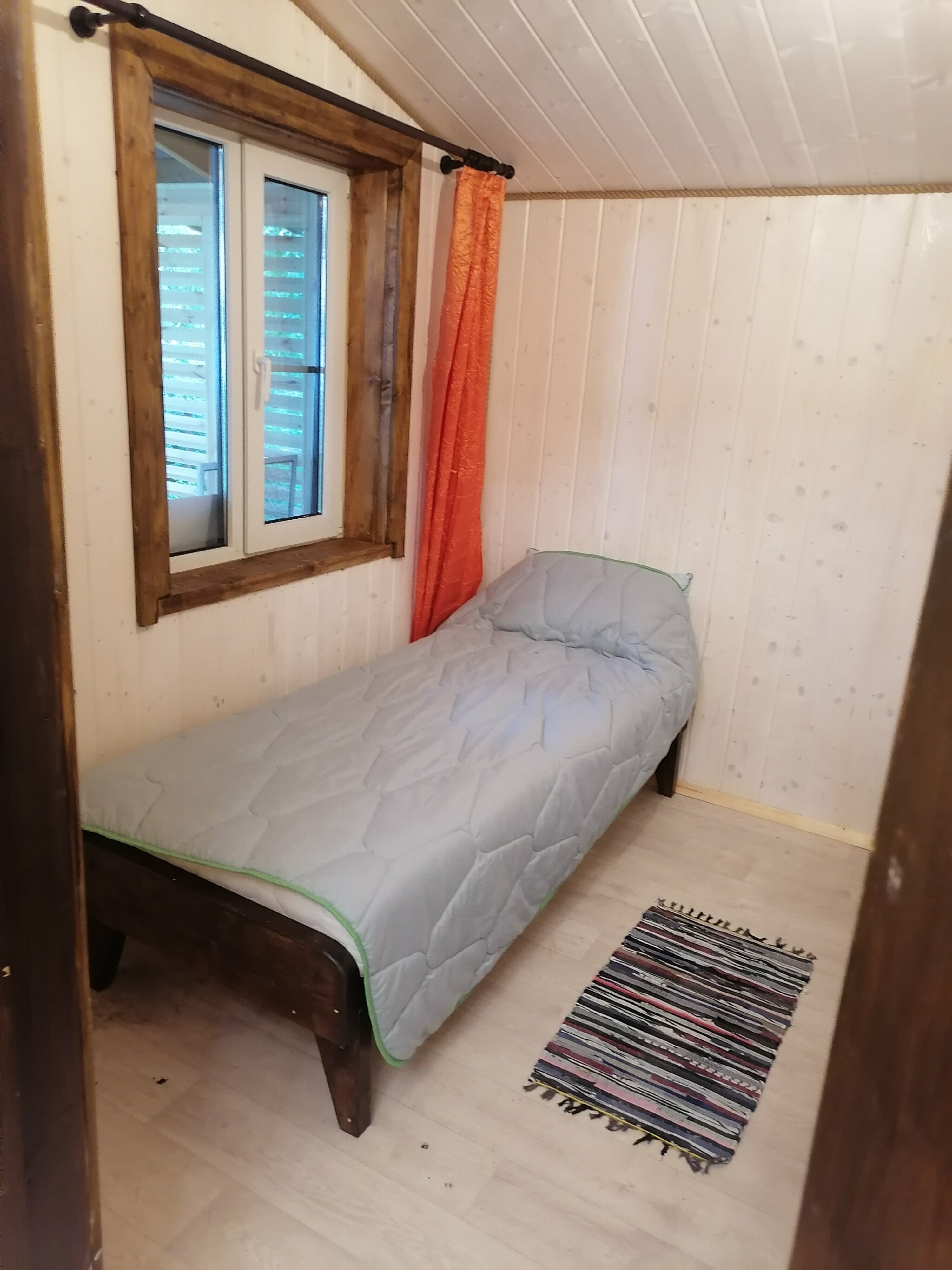 Коттедж у озера 16м