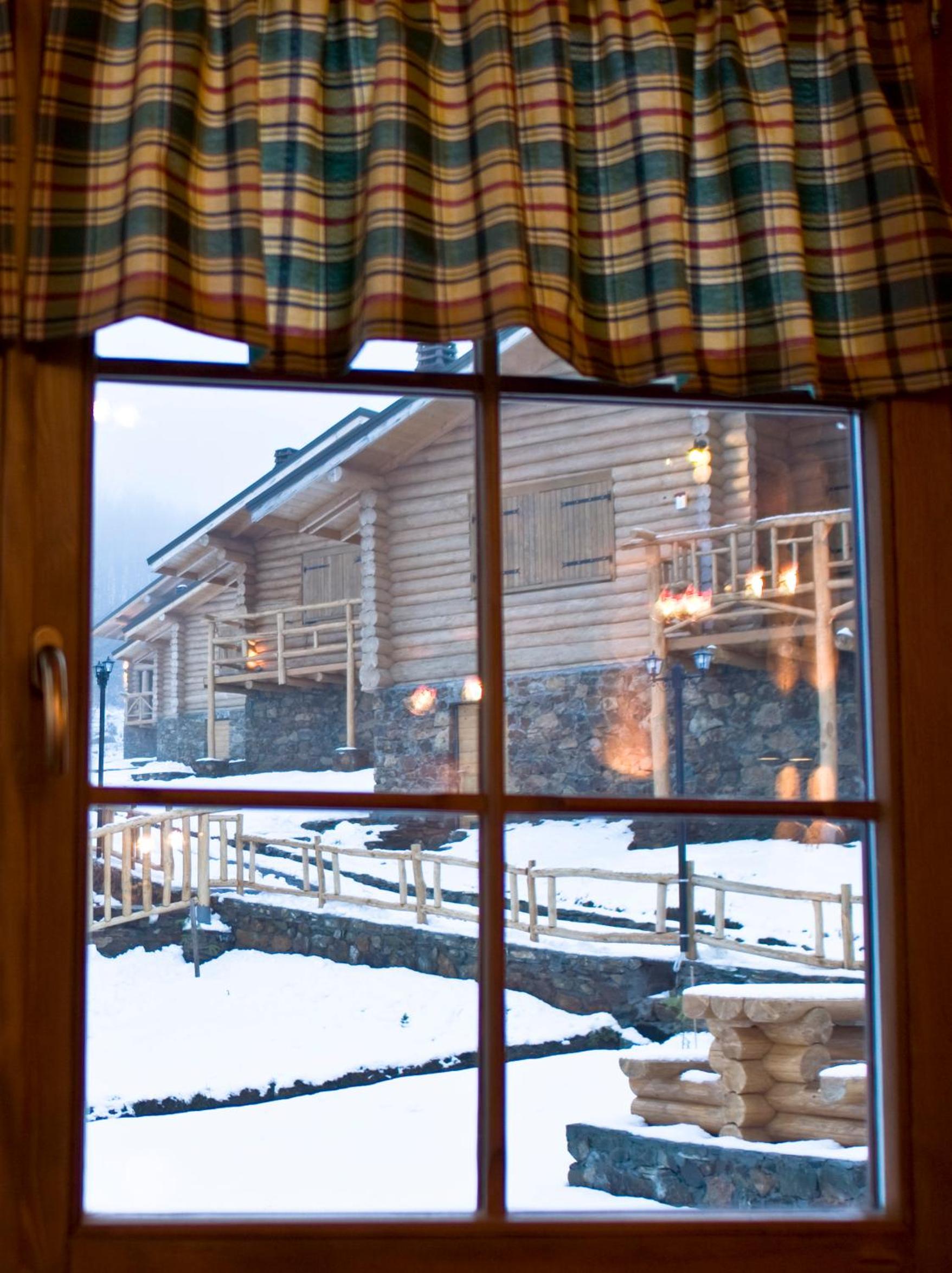 Chalet with fireplace