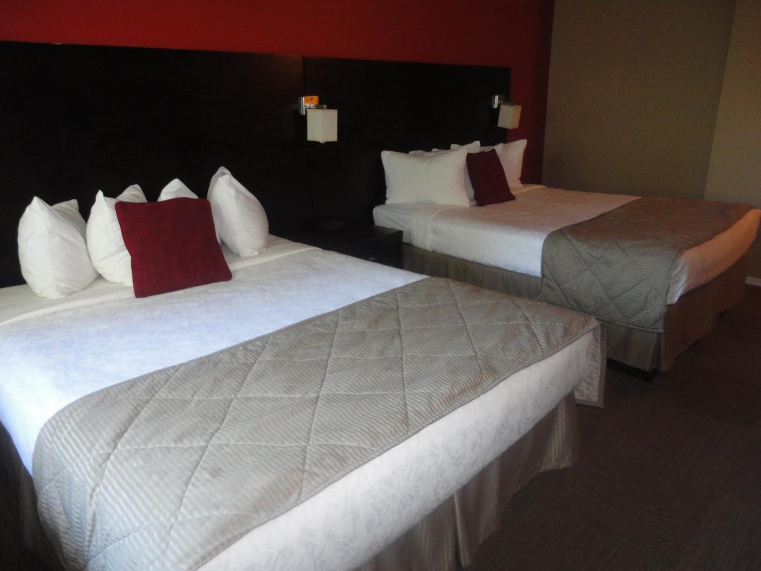 Queen Room with Two Queen Beds - Non-Smoking