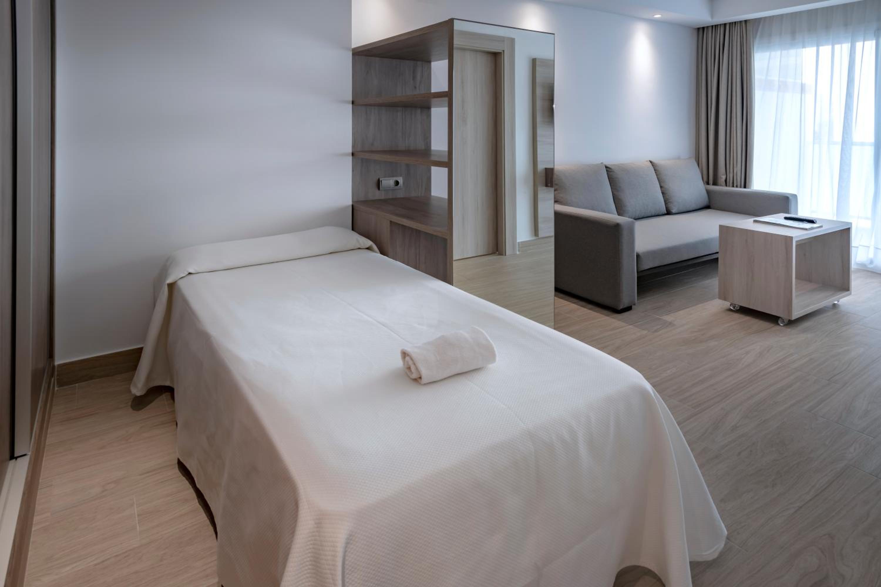 Junior Suite (2 Adults + 1 Child)