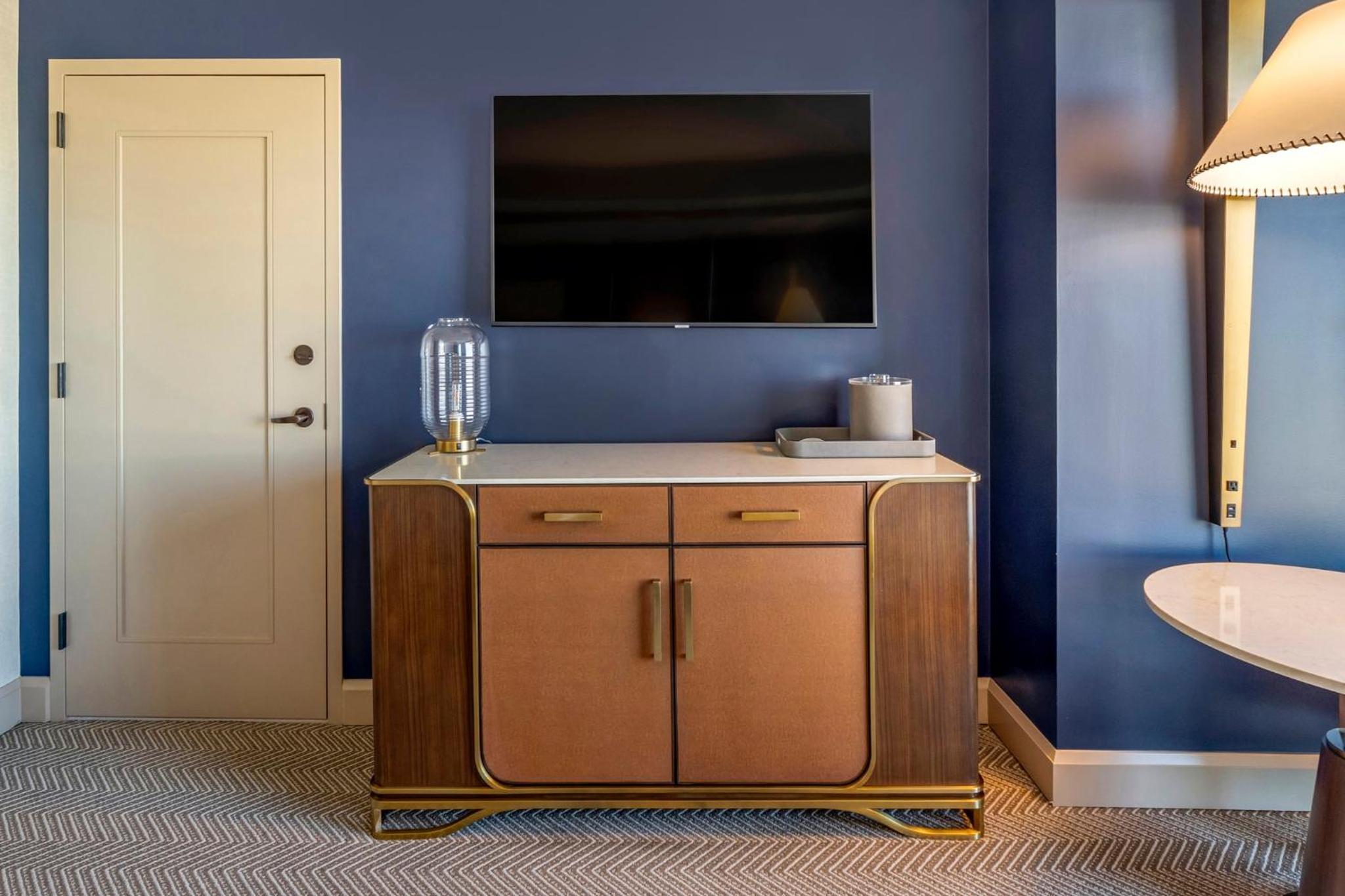 ADA Deluxe Room - 2 Queen Beds