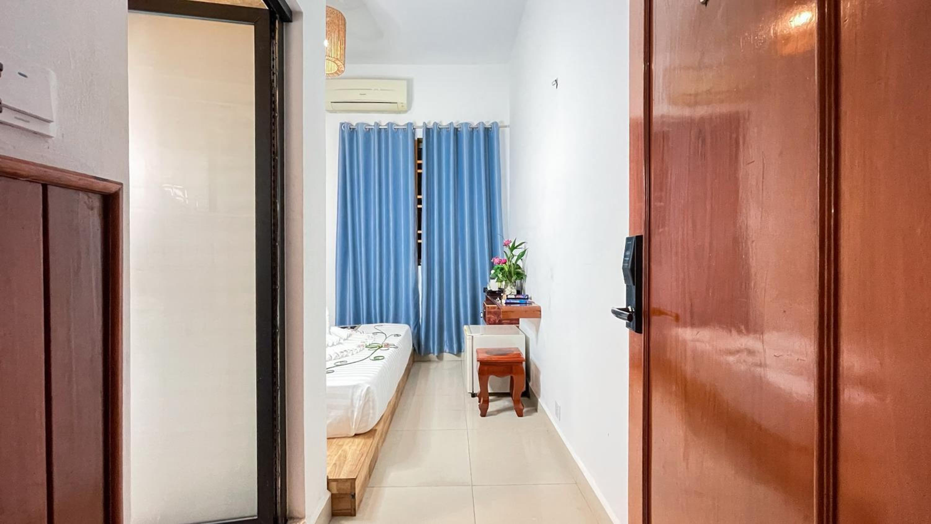 Deluxe Double - Free Pickup