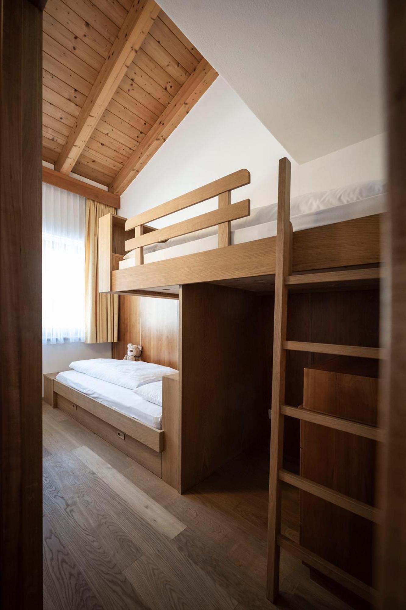 Family Room with Mountain View