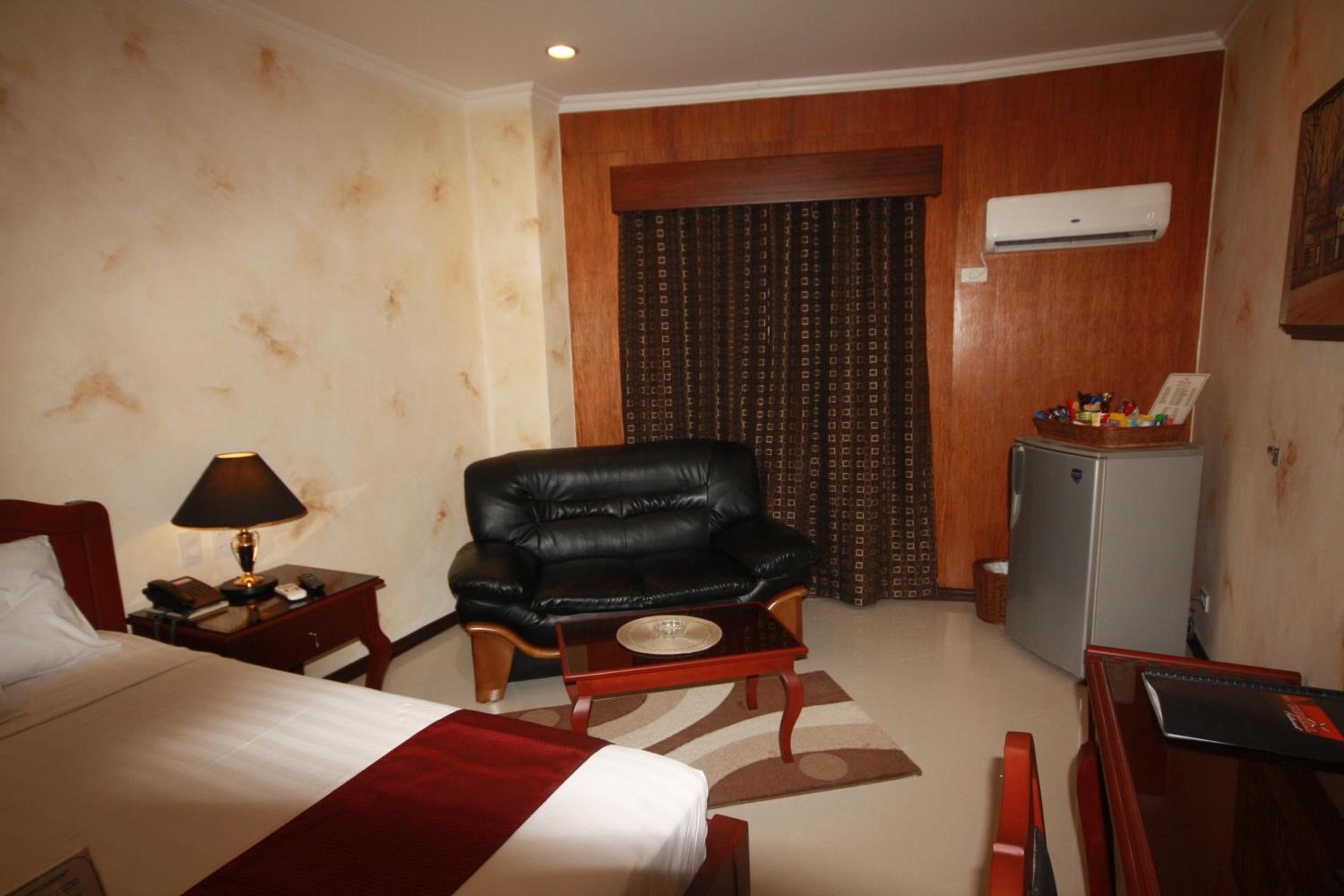 Economy Deluxe Room