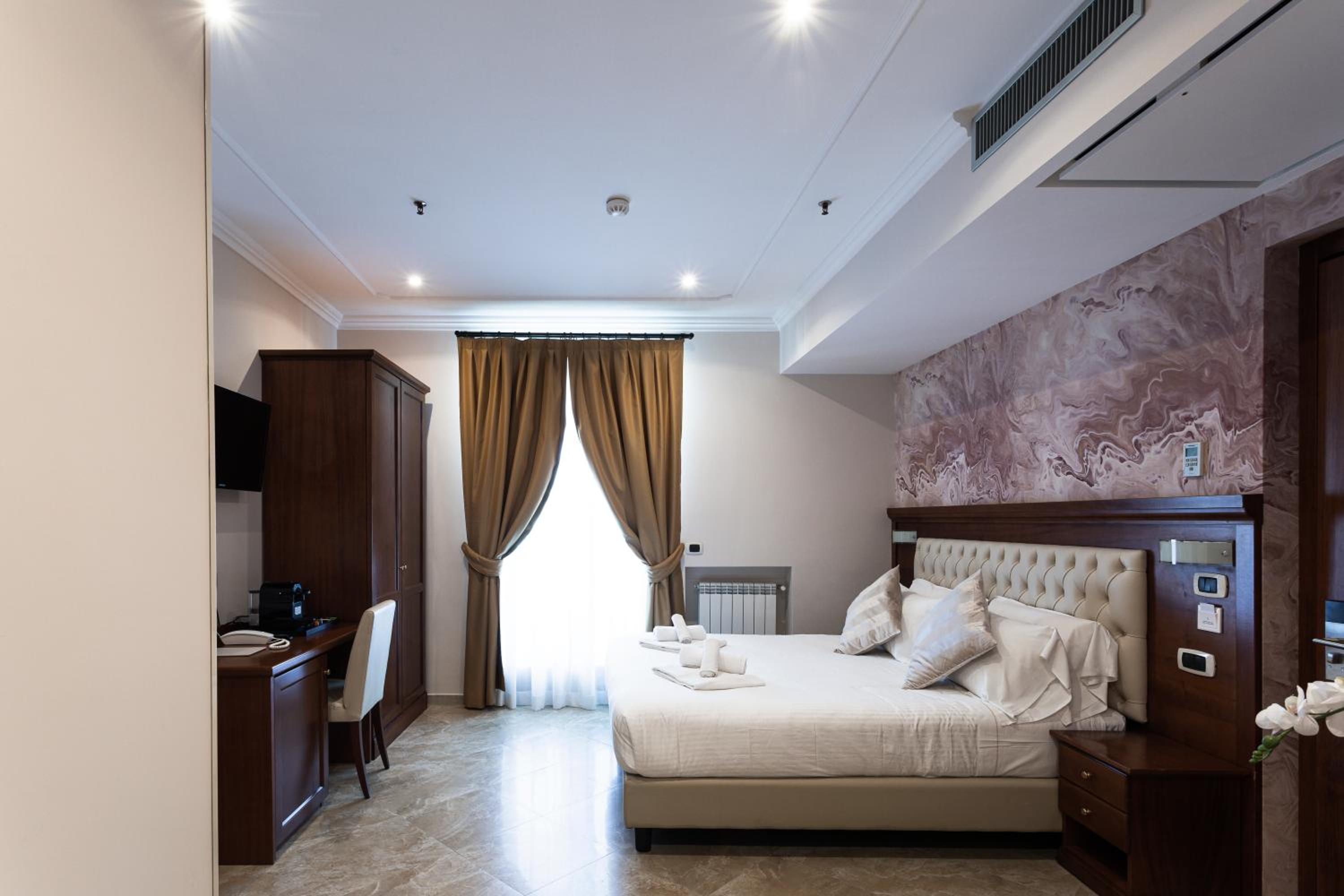 Suite with City View