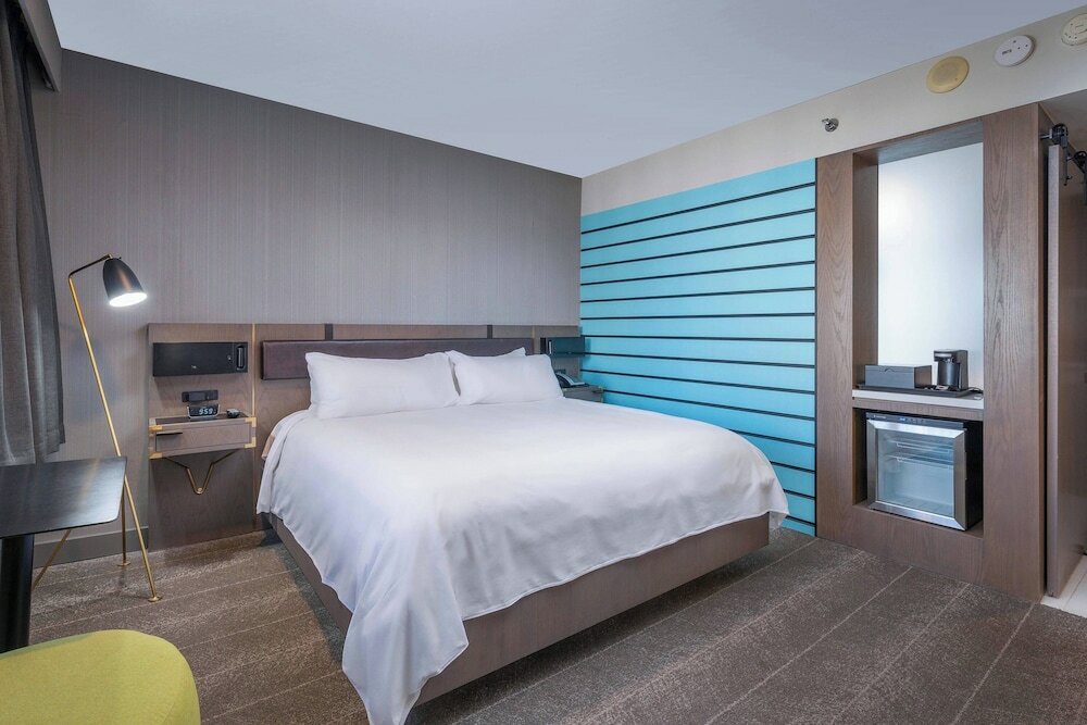 Room, 1 King Bed, Non Smoking