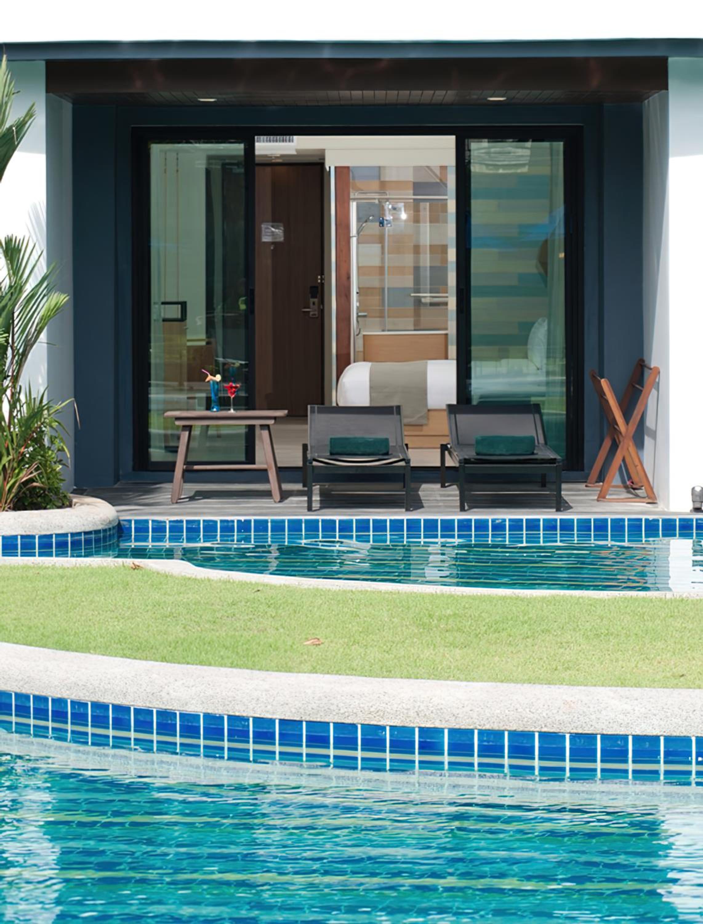 Family Pool Access Room