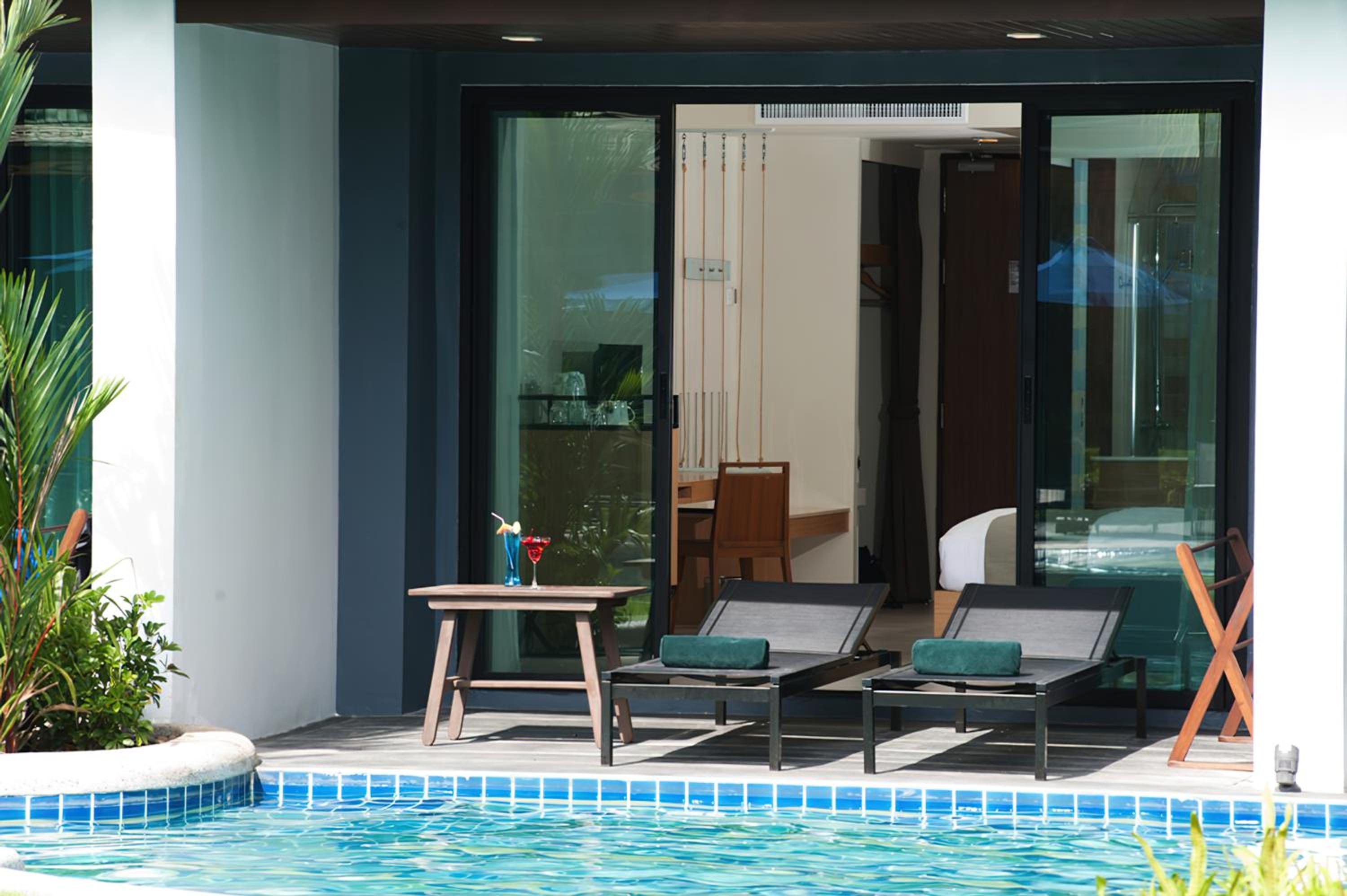 Family Pool Access Room