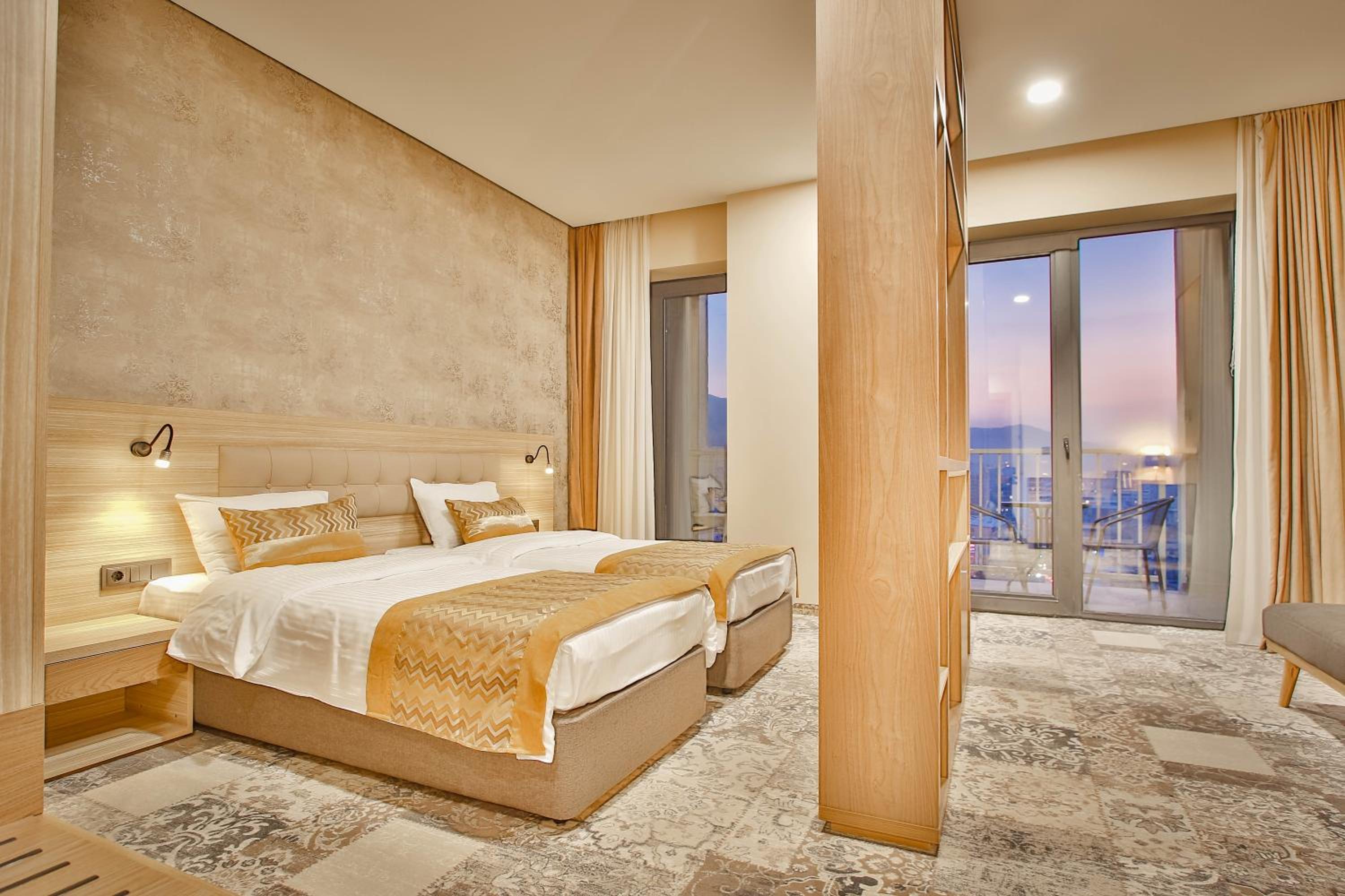 Deluxe Double or Twin Room