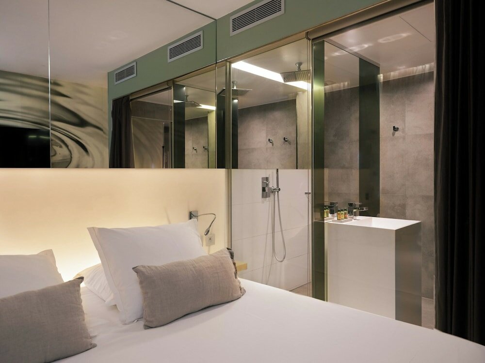 Double Room (Narcisse)