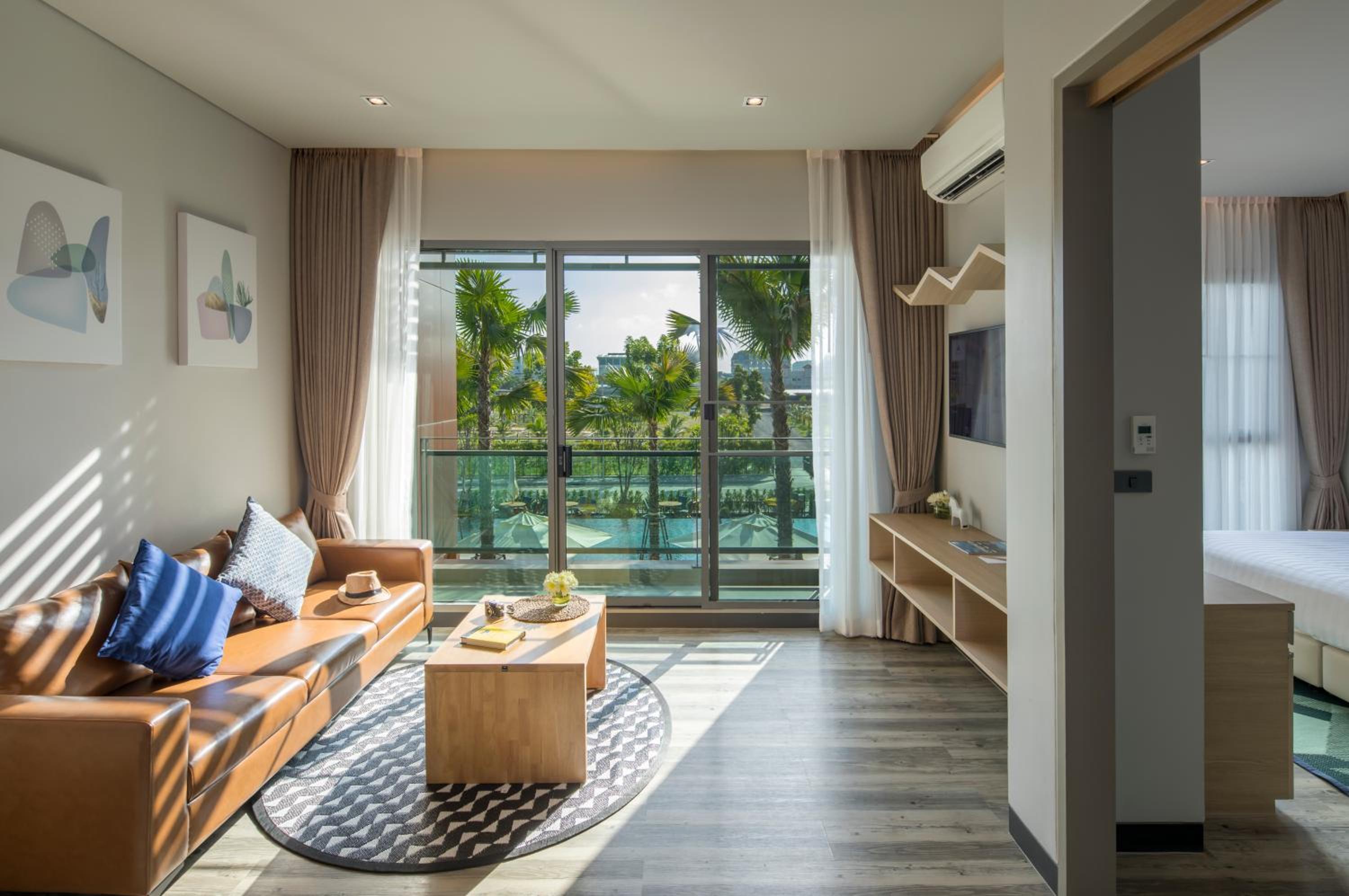 King Room with Pool View