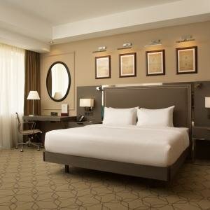 Делюкс с одной большой кроватью