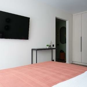 Апартаменты Savina у Европы с балконом