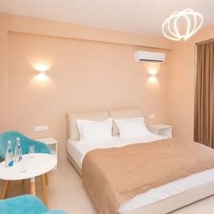 Джуниор Люкс