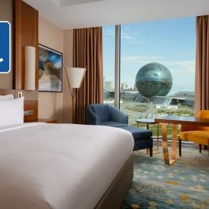 King accessible room