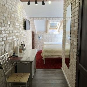 Номер первой категории "Стандарт" с 2 отдельными кроватями "Мансарда"