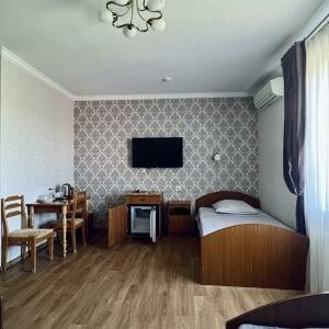 Номер 1-й категории 3-местный №23