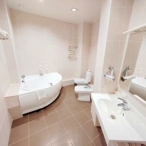 Джуниор Сьют