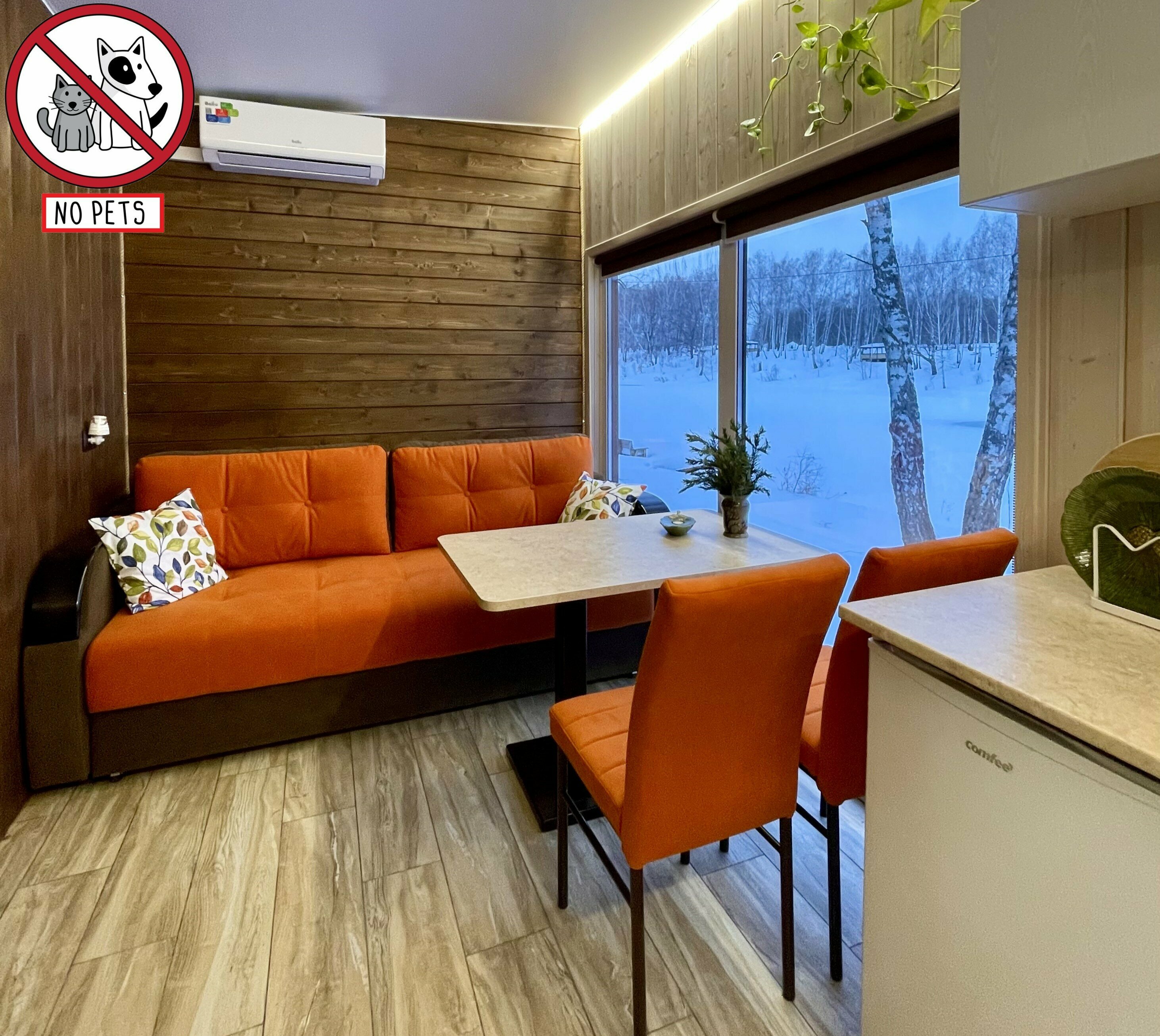 Четырехместный номер с видом на сад