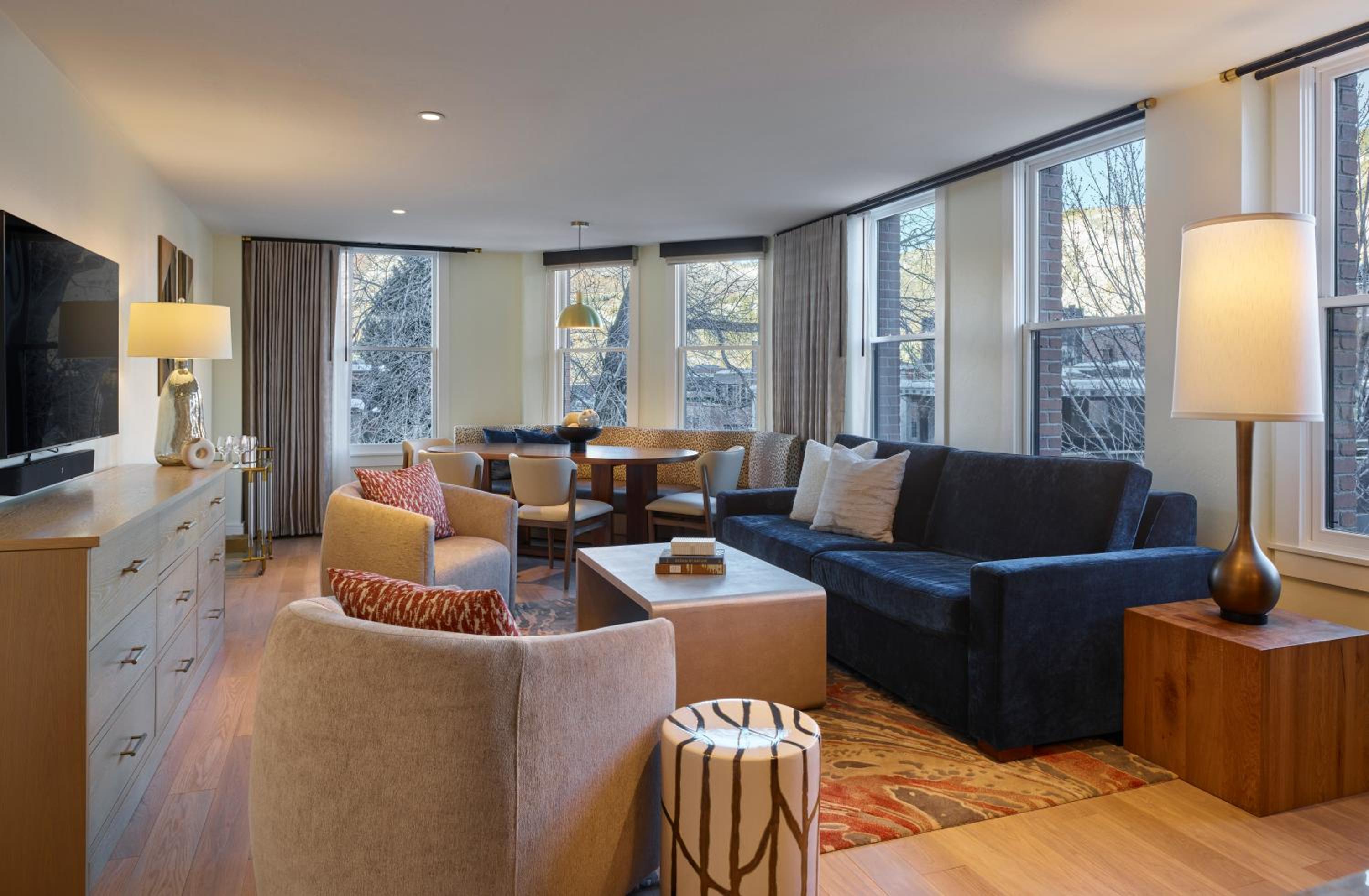 Cathedral Suite – King Bed