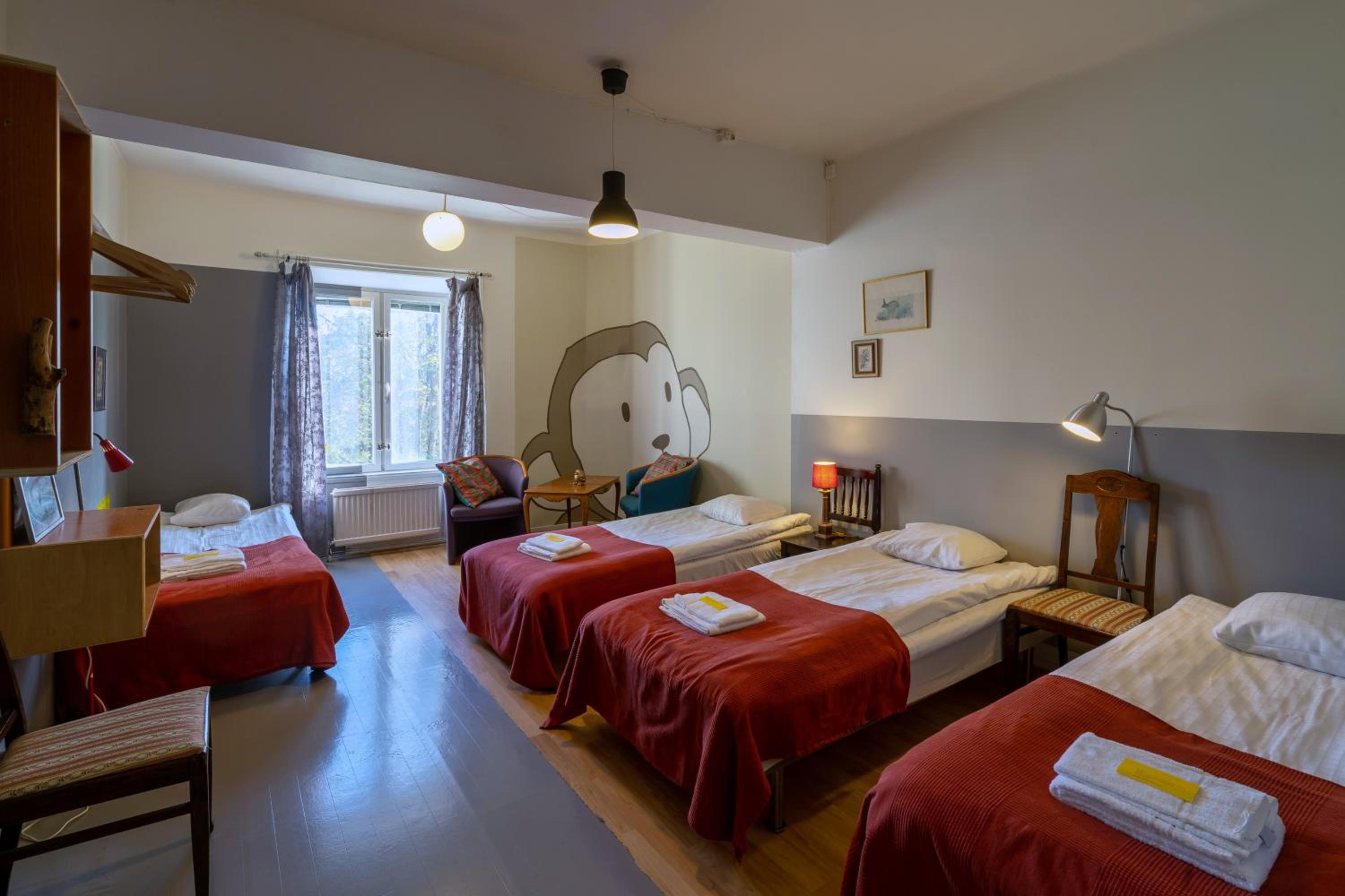 Quadruple Room with Shared Bathroom (Annex)