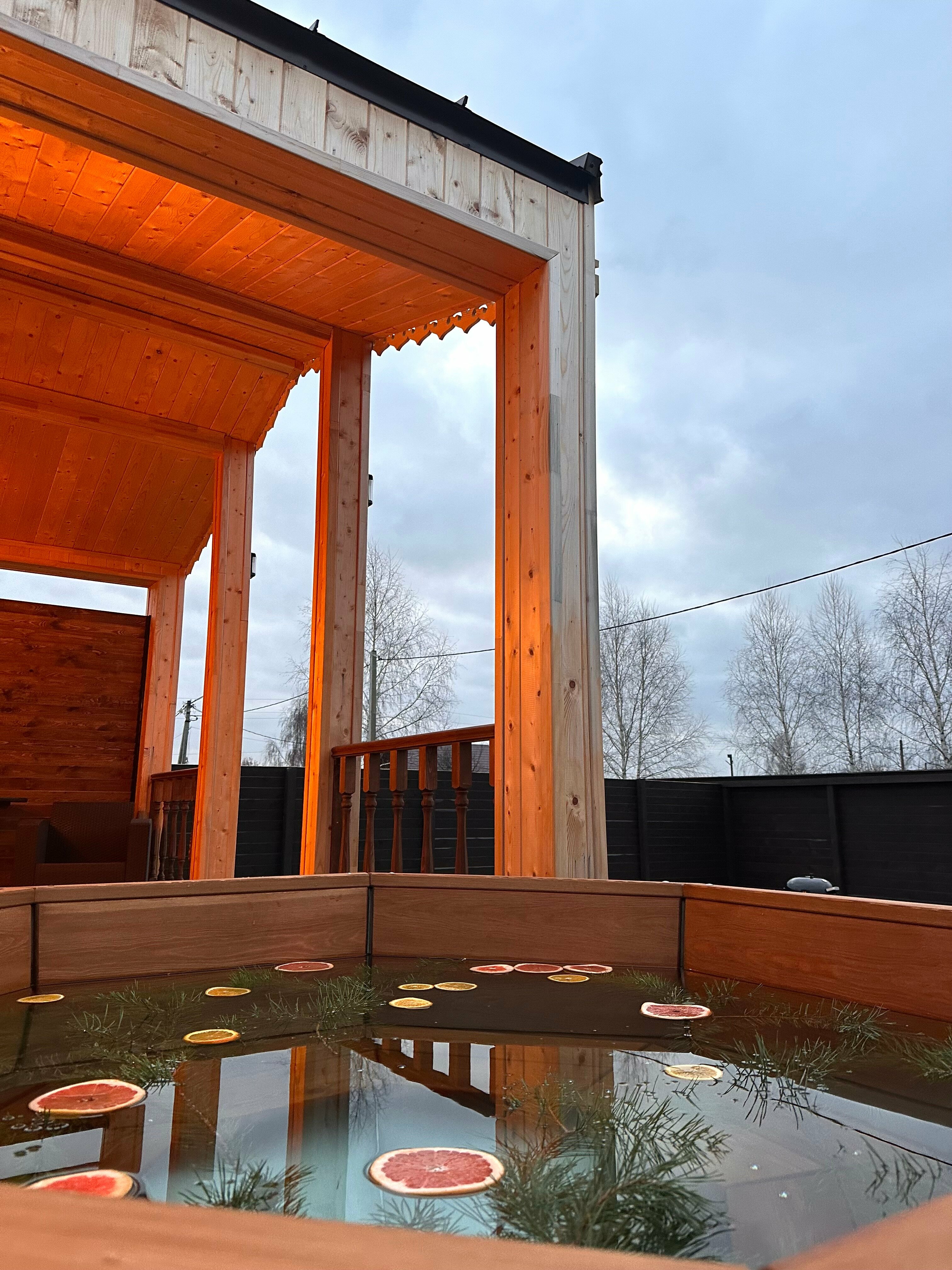 Дом с видом на лес