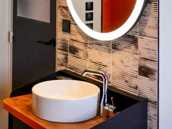 Standard Room With 2 Single Beds