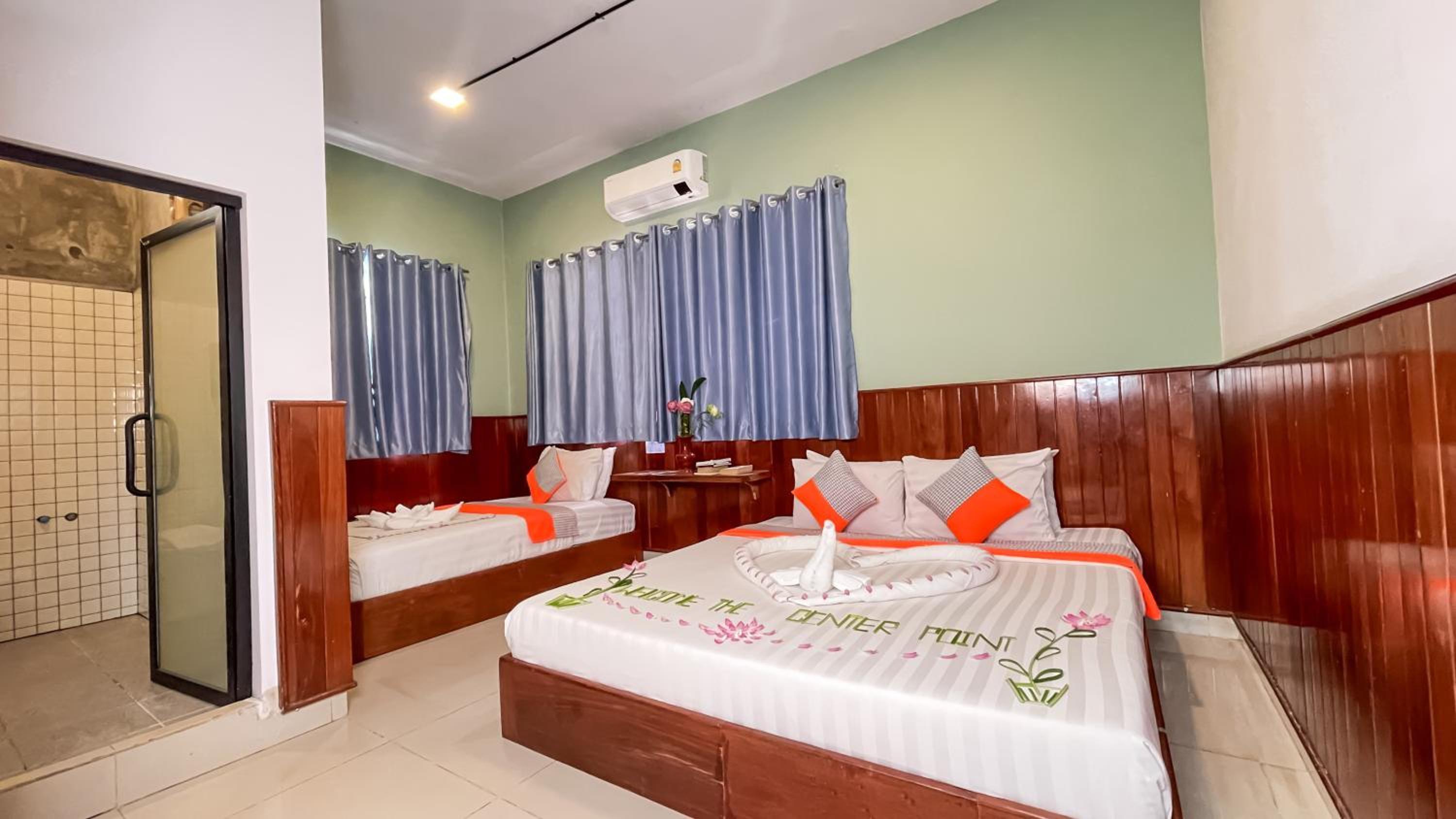 Deluxe Family - Free Pickup