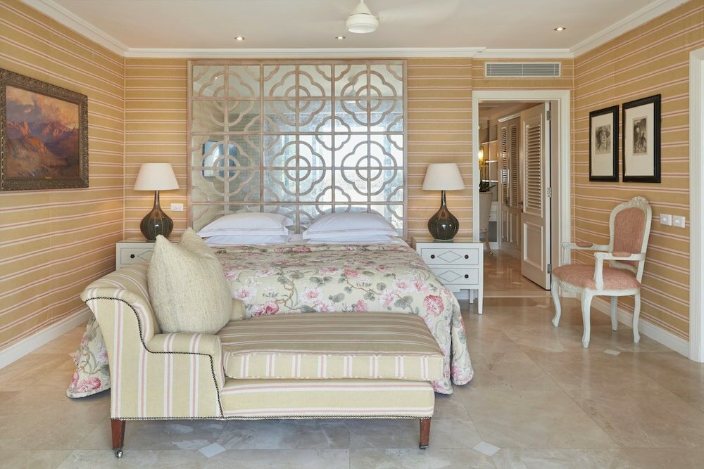 Deluxe Sea Facing Suite (King/Twin)